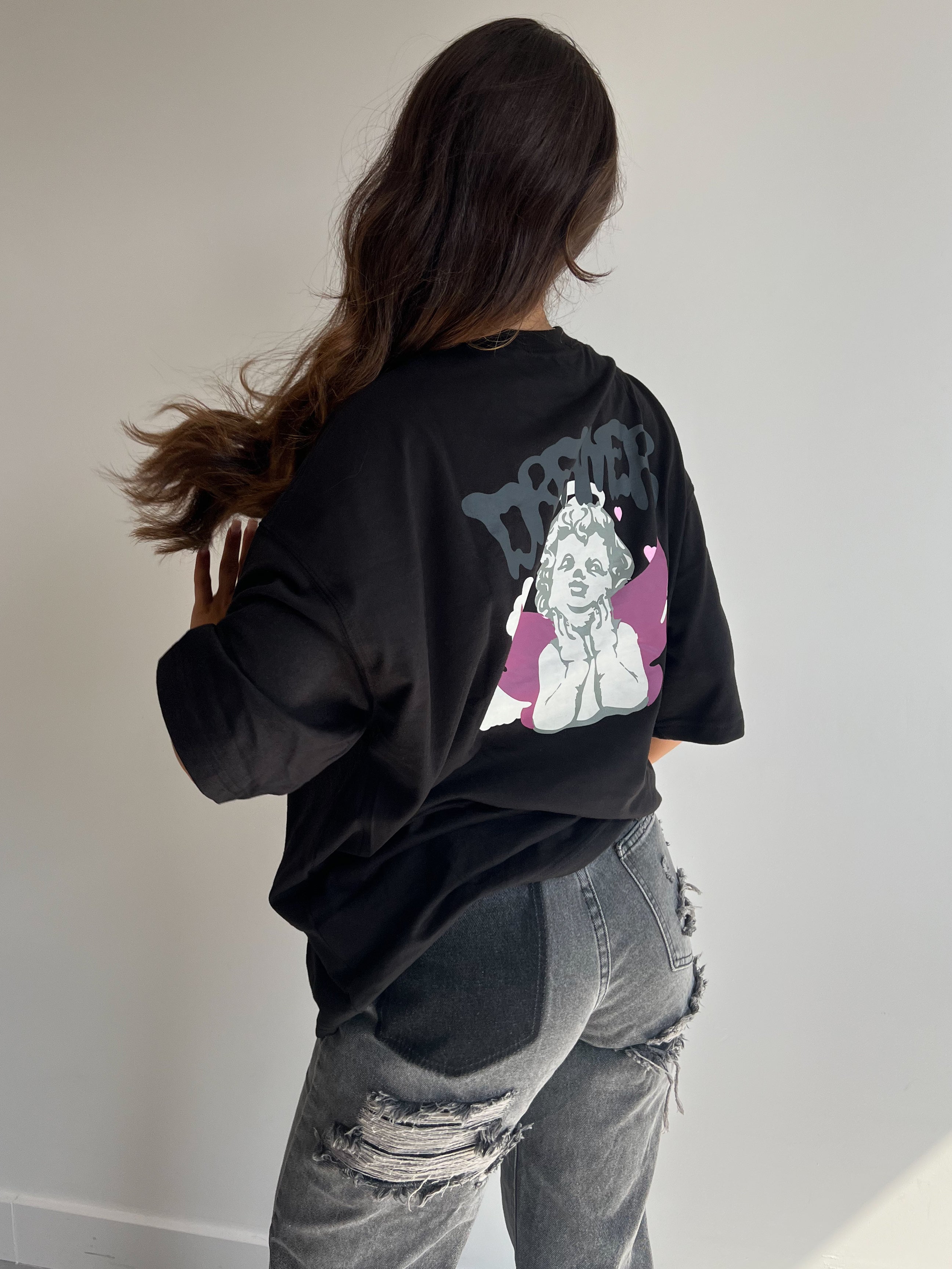 DREAMER TEE BLACK PINK