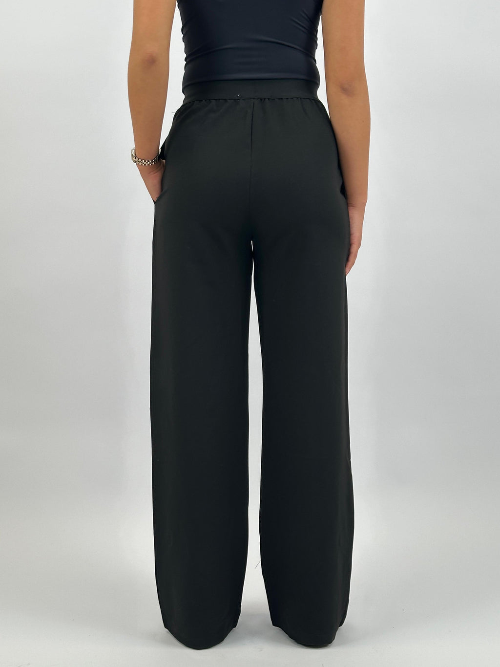 REDEFINED INSPIRED PANTALON PANTS BLACK