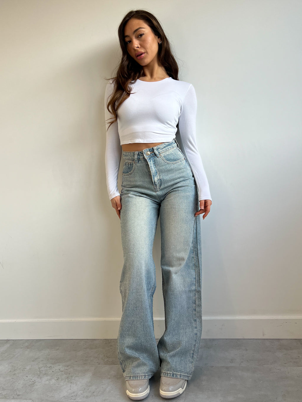 LIGHT VINTAGE ALL OVER RHINESTONES JEANS
