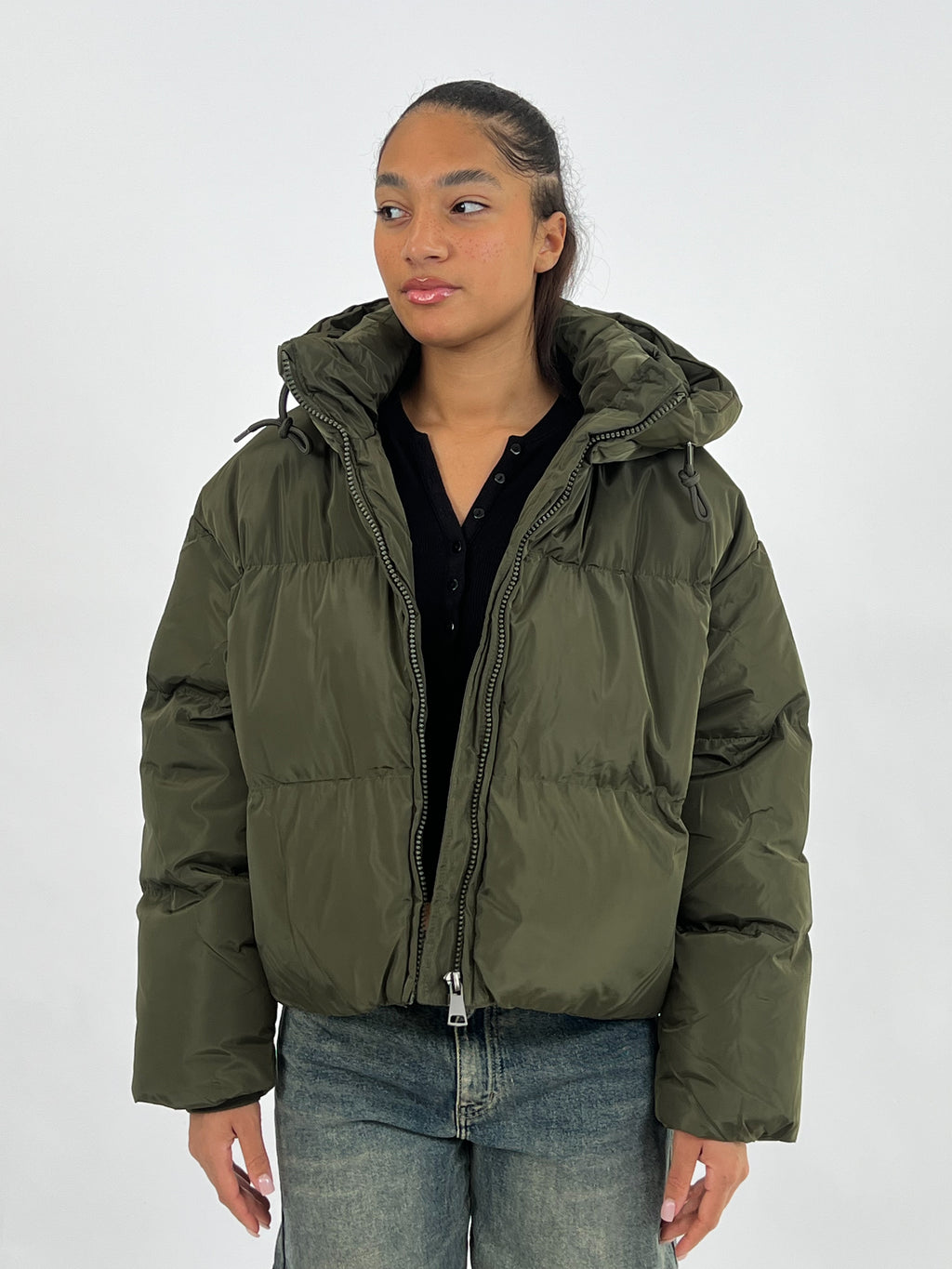CROPPED TIE UP PUFFER ARMY