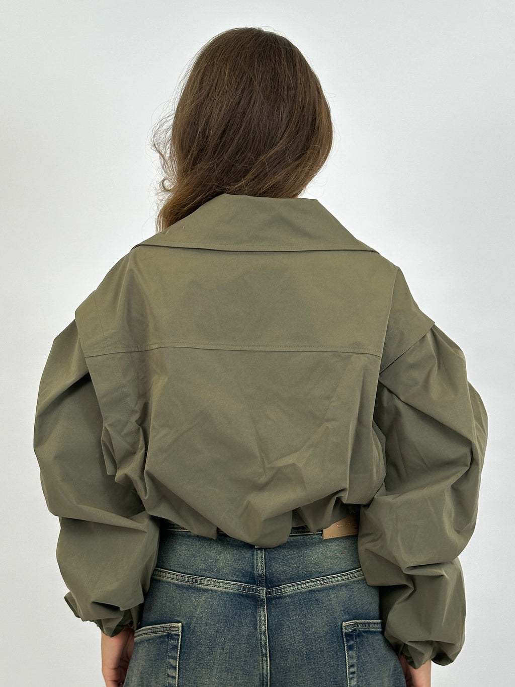 CROPPED PUFFY TRENCH ARMY