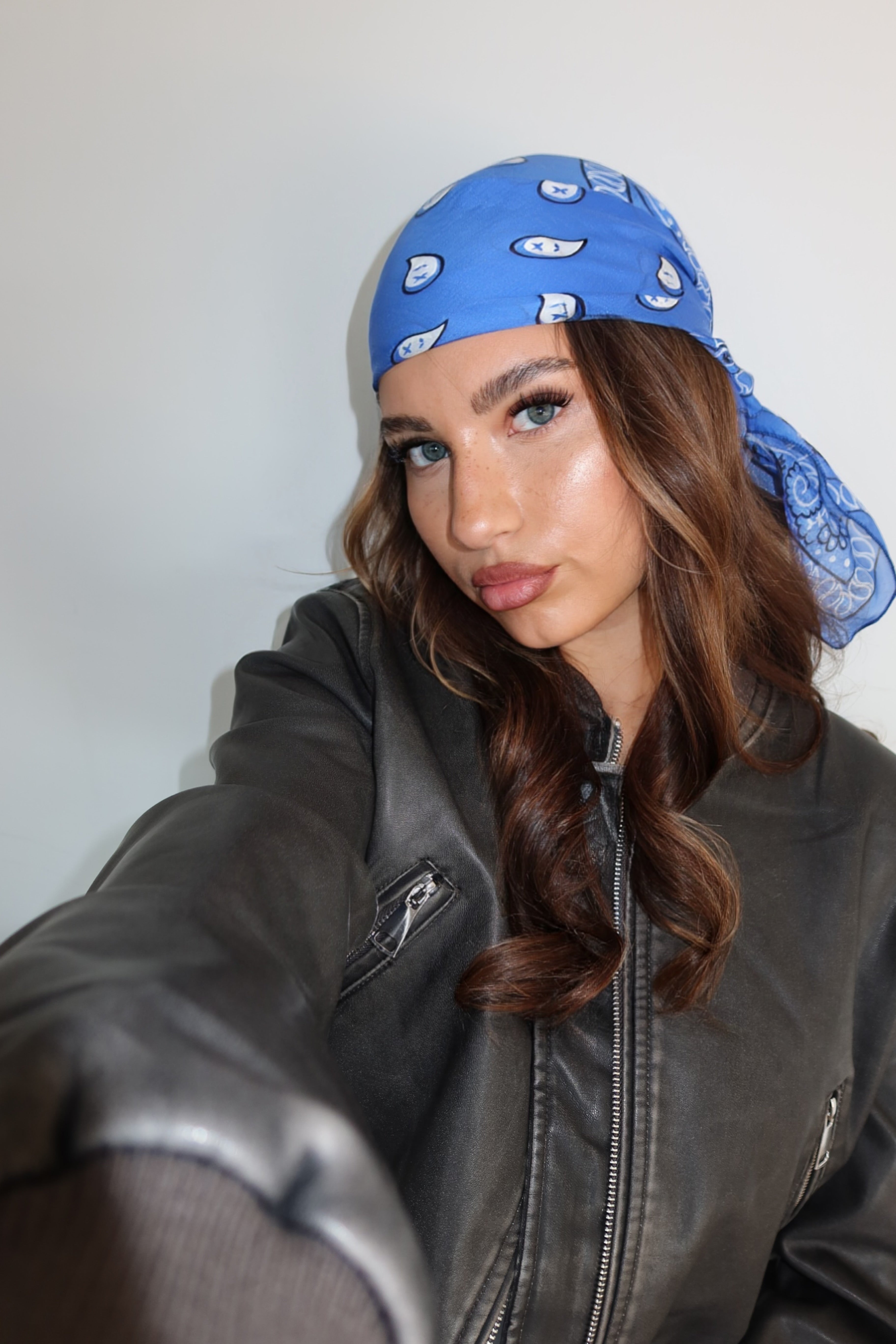 MULTIFUNCTIONAL PAISLEY PRINT SCARF COBALT