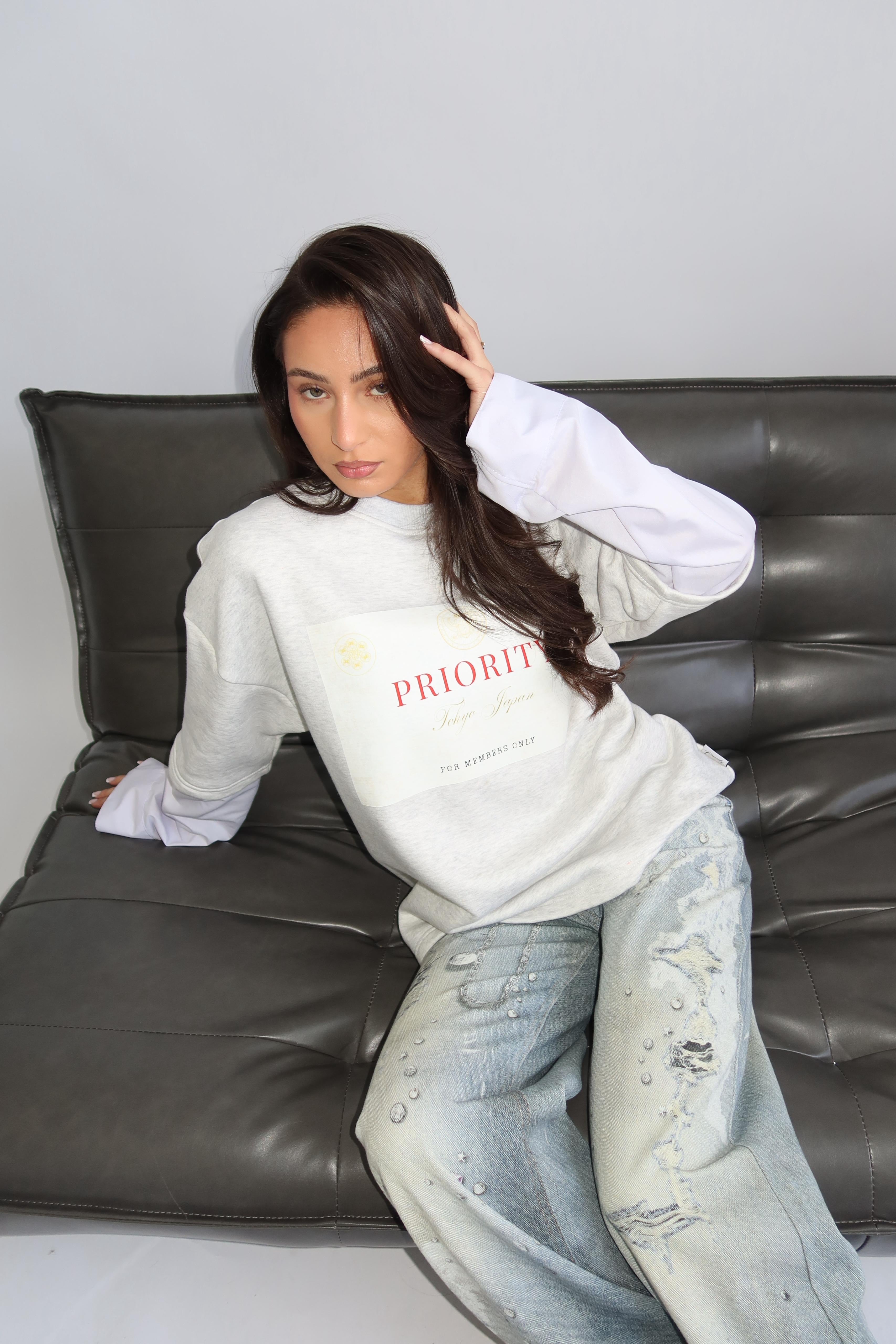 PRIORITY STUDIOS SWEAT LONGSLEEVE GREY