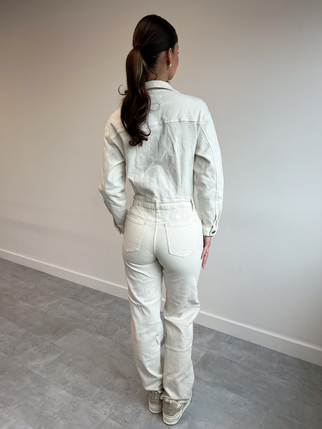 ESSENTIAL DENIM JUMPSUIT BEIGE