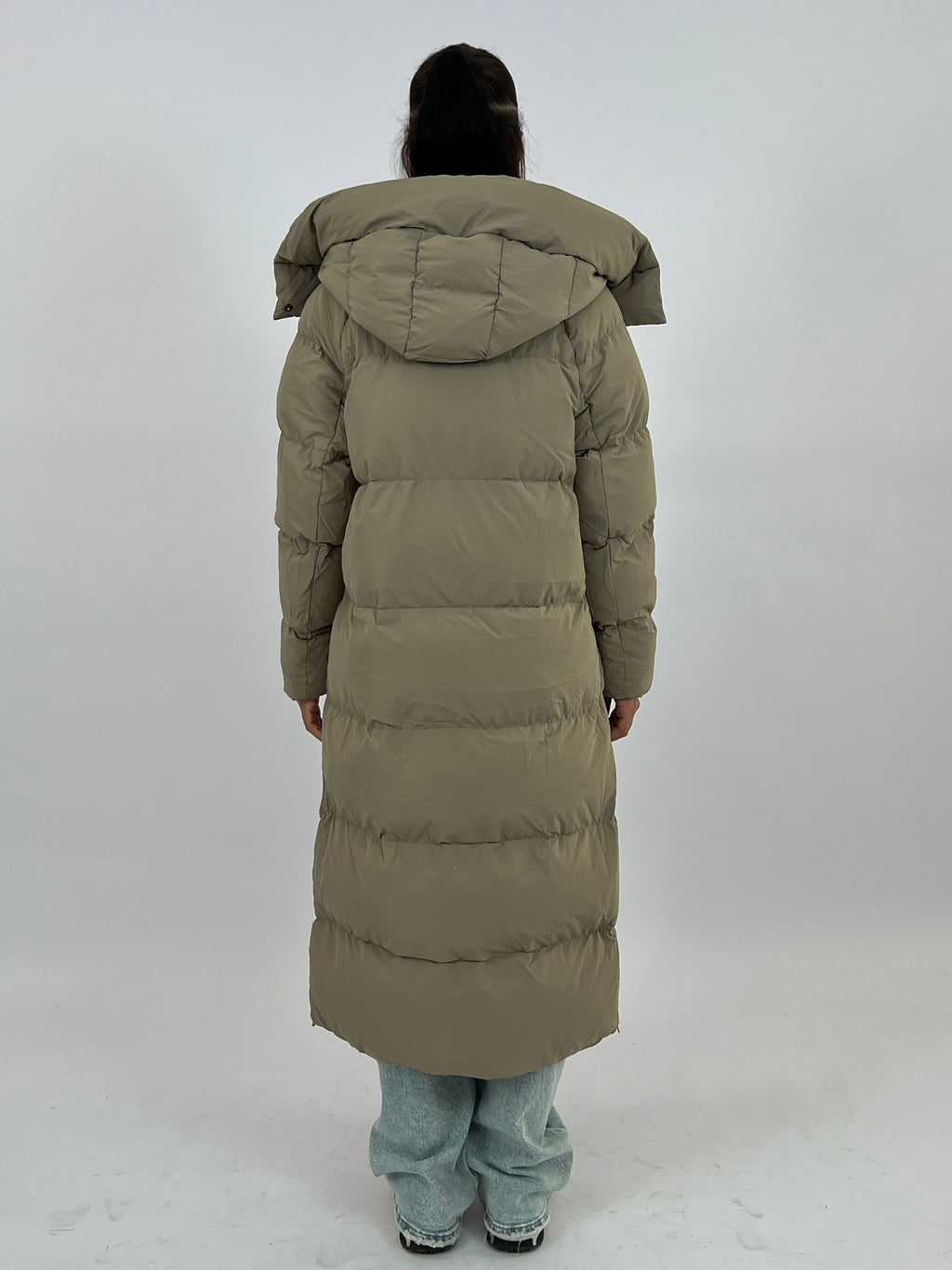 LONG ZIPPER PUFFER COAT TAUPE 7580