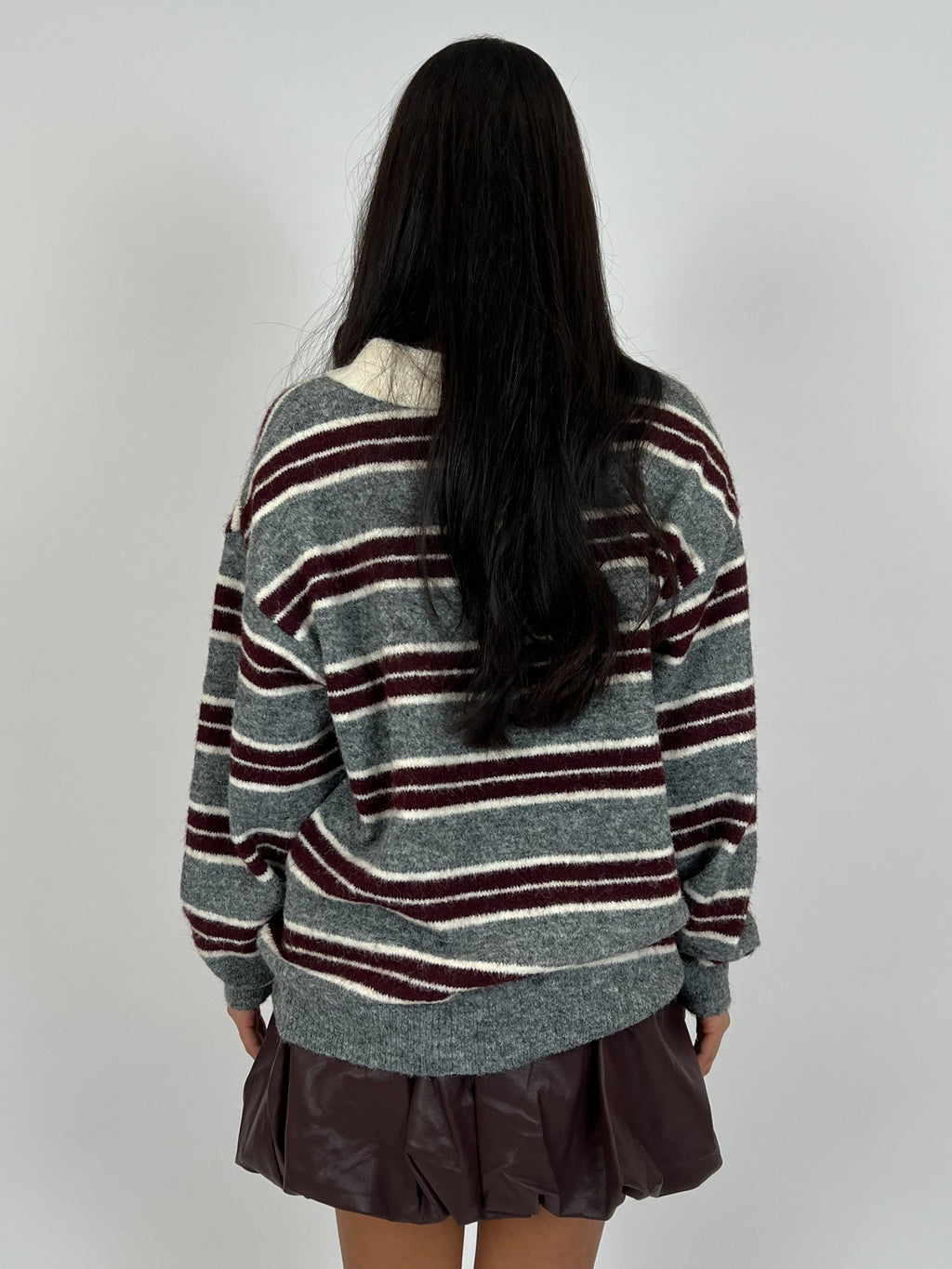 ULTRA SOFT STRIPED POLO KNIT GREY/BORDEAUX