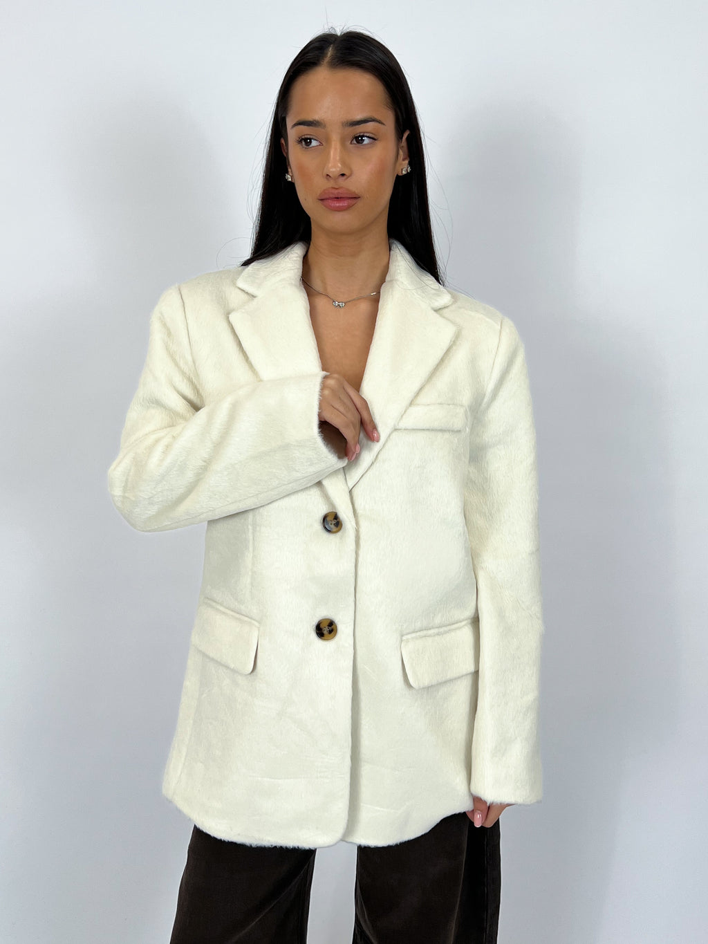 BIG FLUFFY BLAZER CREAM