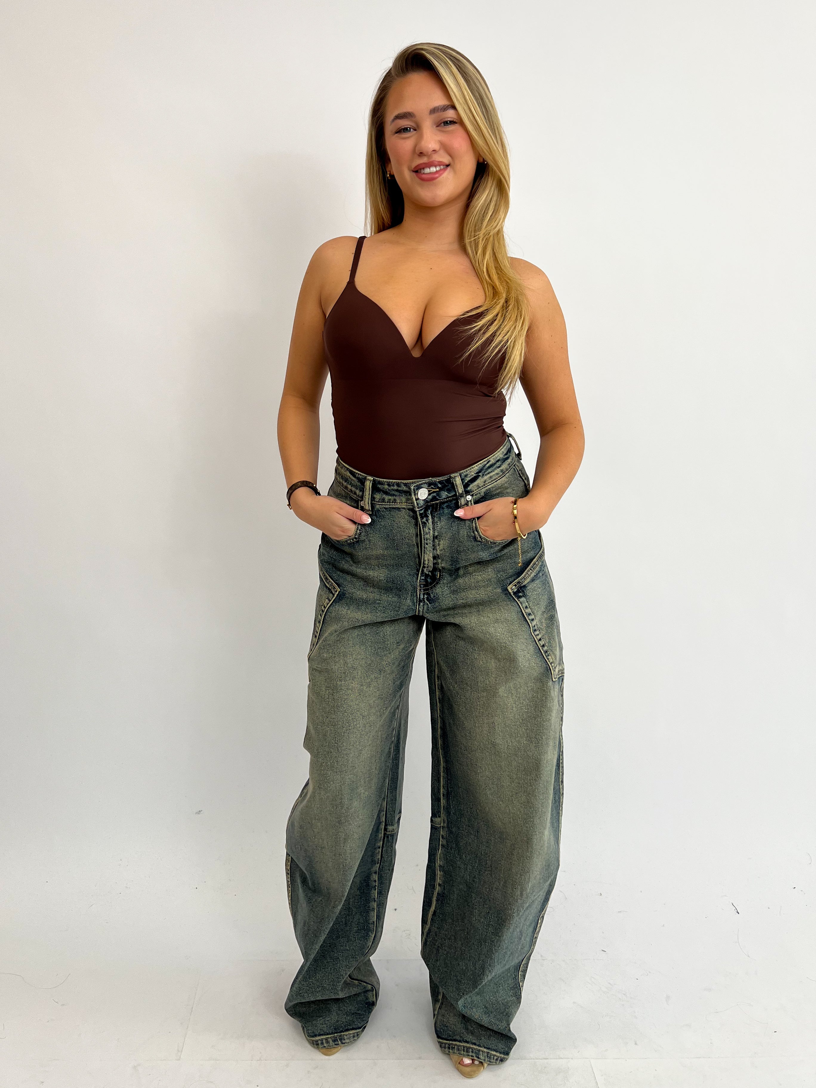 PREMIUM SNATCH BODYSUIT CHOCO