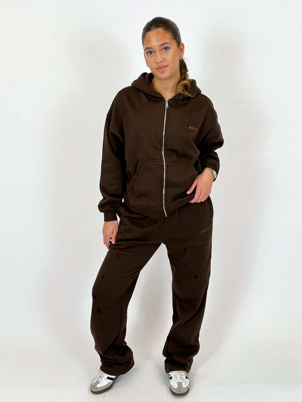 REDEFINED WIDE LEG JOGGER CHOCO