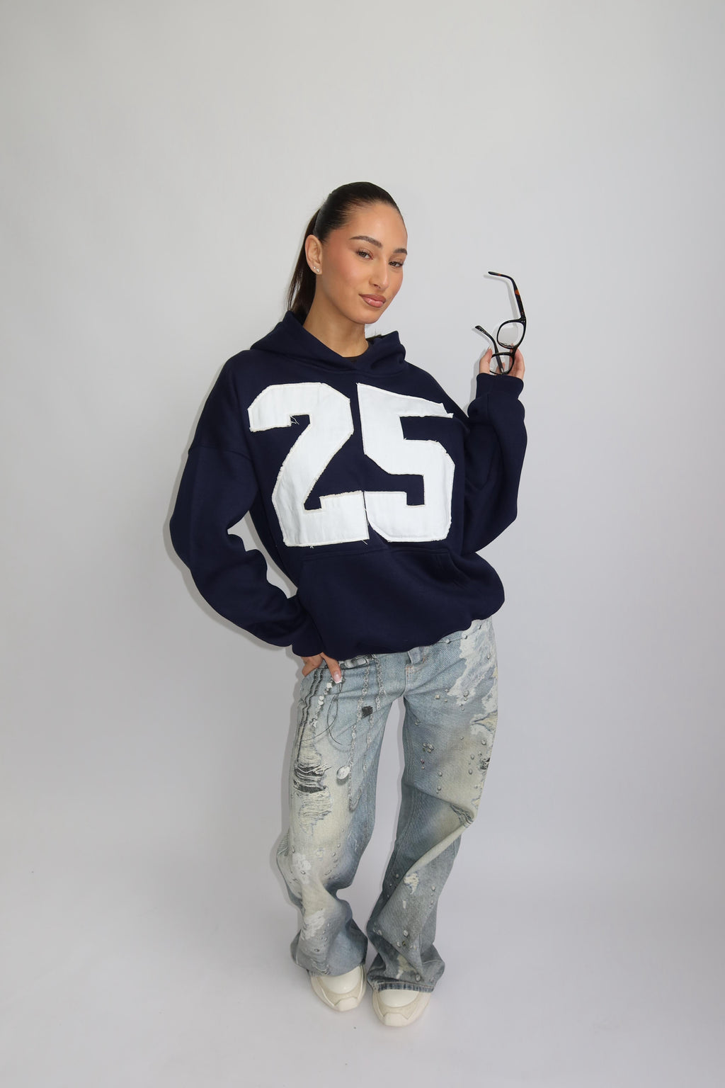 25 ICONIC HOODIE NAVY/WHITE