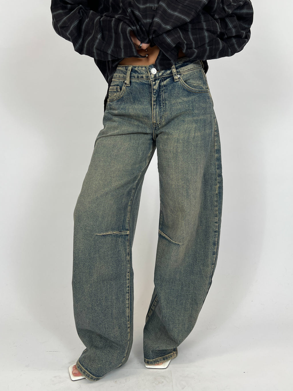 VINTAGE BLUE BARREL STRETCH JEANS