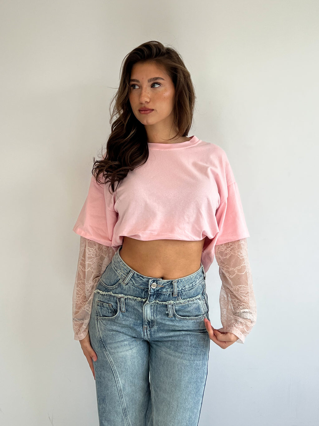 OVERSIZED LACE SLEEVE TEE PINK