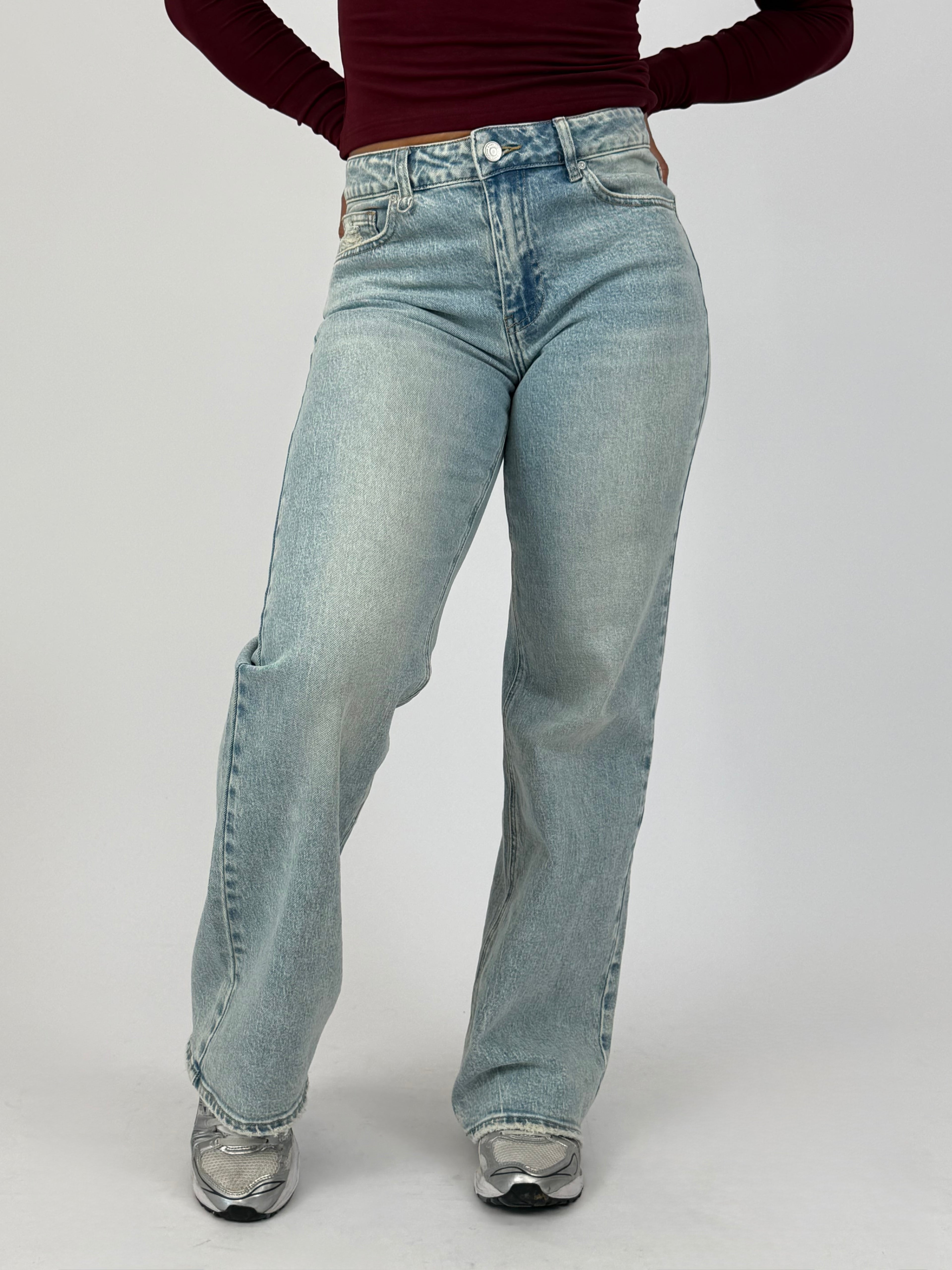 MID WAIST STRETCH WIDE LEG LIGHT BLUE