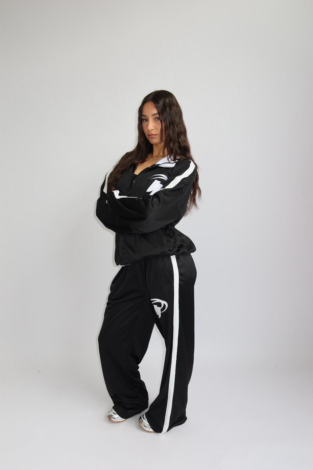 PREMIUM PRIORITY STRIPED TRACKSUIT BLACK
