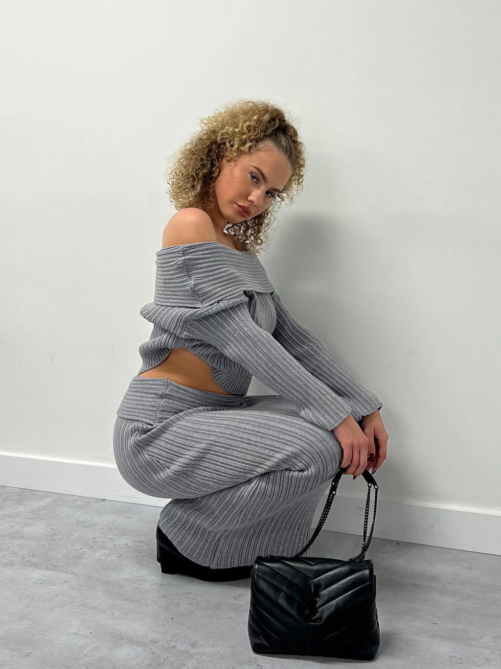 SOLANGE ROCK-SET GRAU