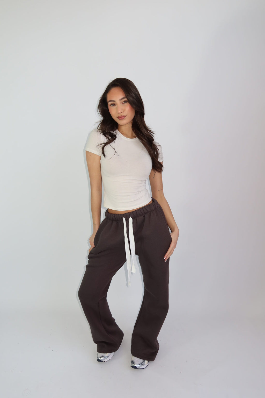 WHITE TIE JOGGER CHARCOAL