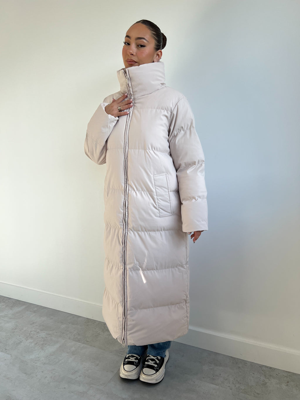 EXTRA LONG PUFFER COAT OFF WHITE