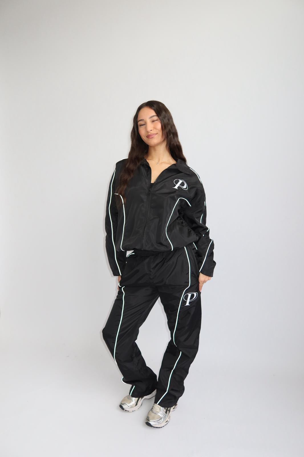 PREMIUM PRIORITY WINDBREAKER TRACKSUIT BLACK