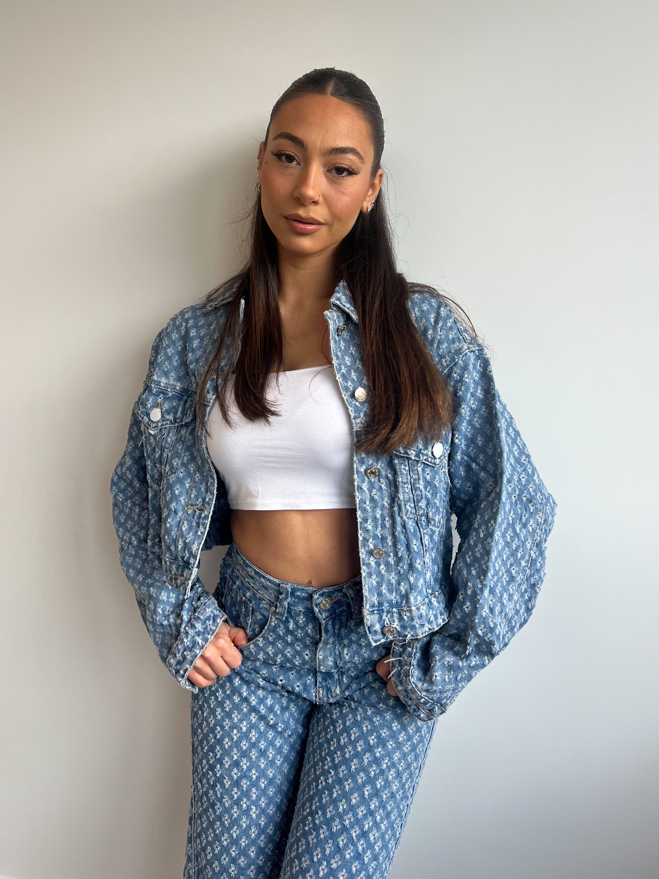 JEANSJACKE MIT MUSTER