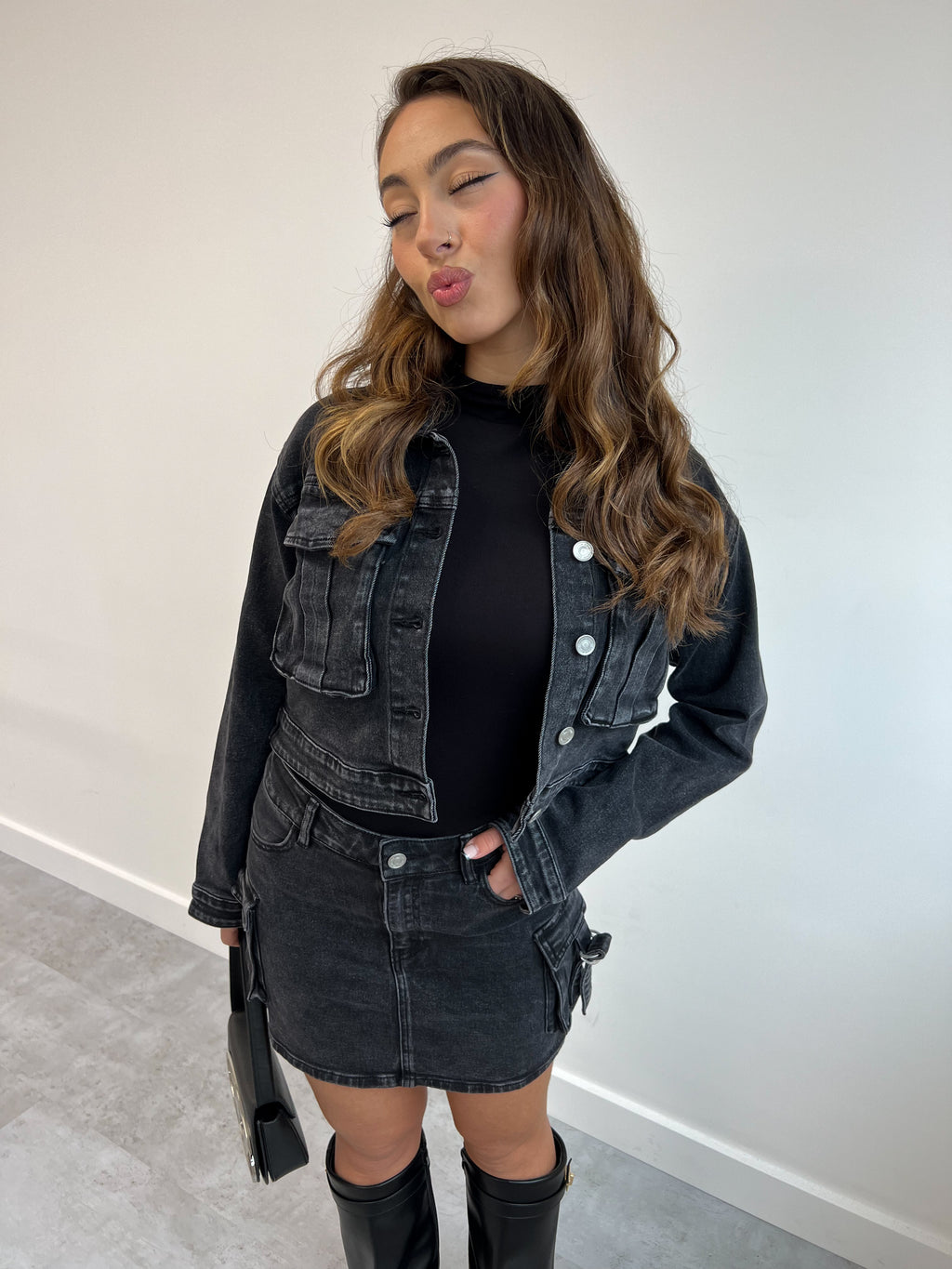 CARGO DENIM JACKET BLACK