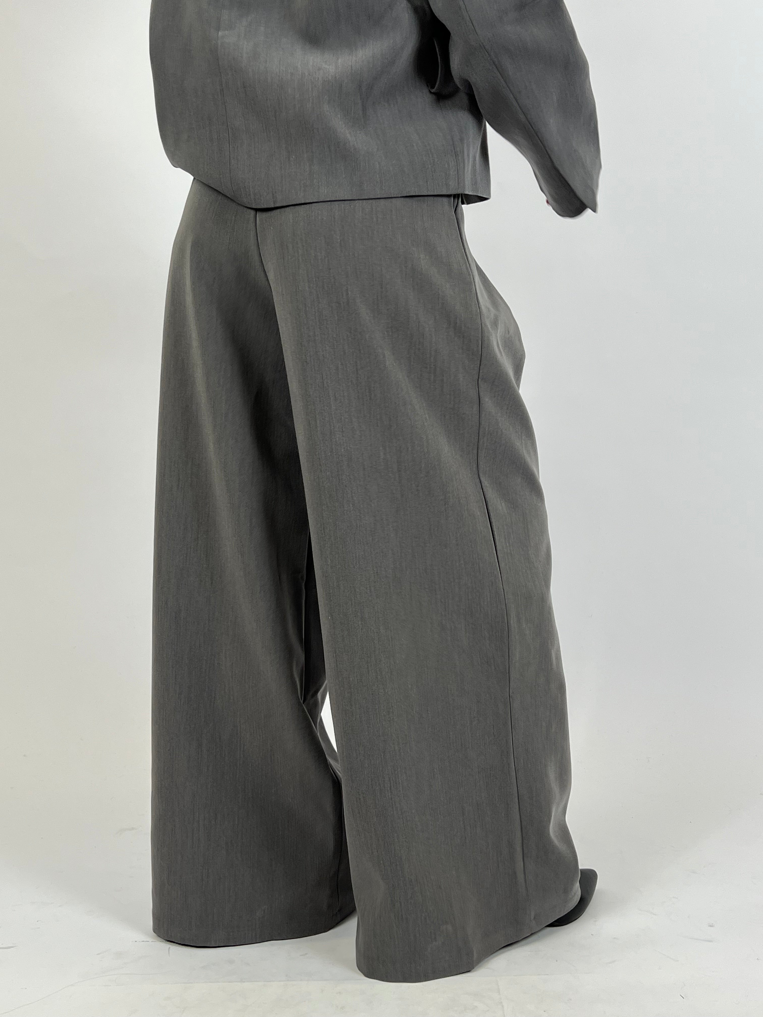 PREMIUM OVERLAP PANTALON GREY