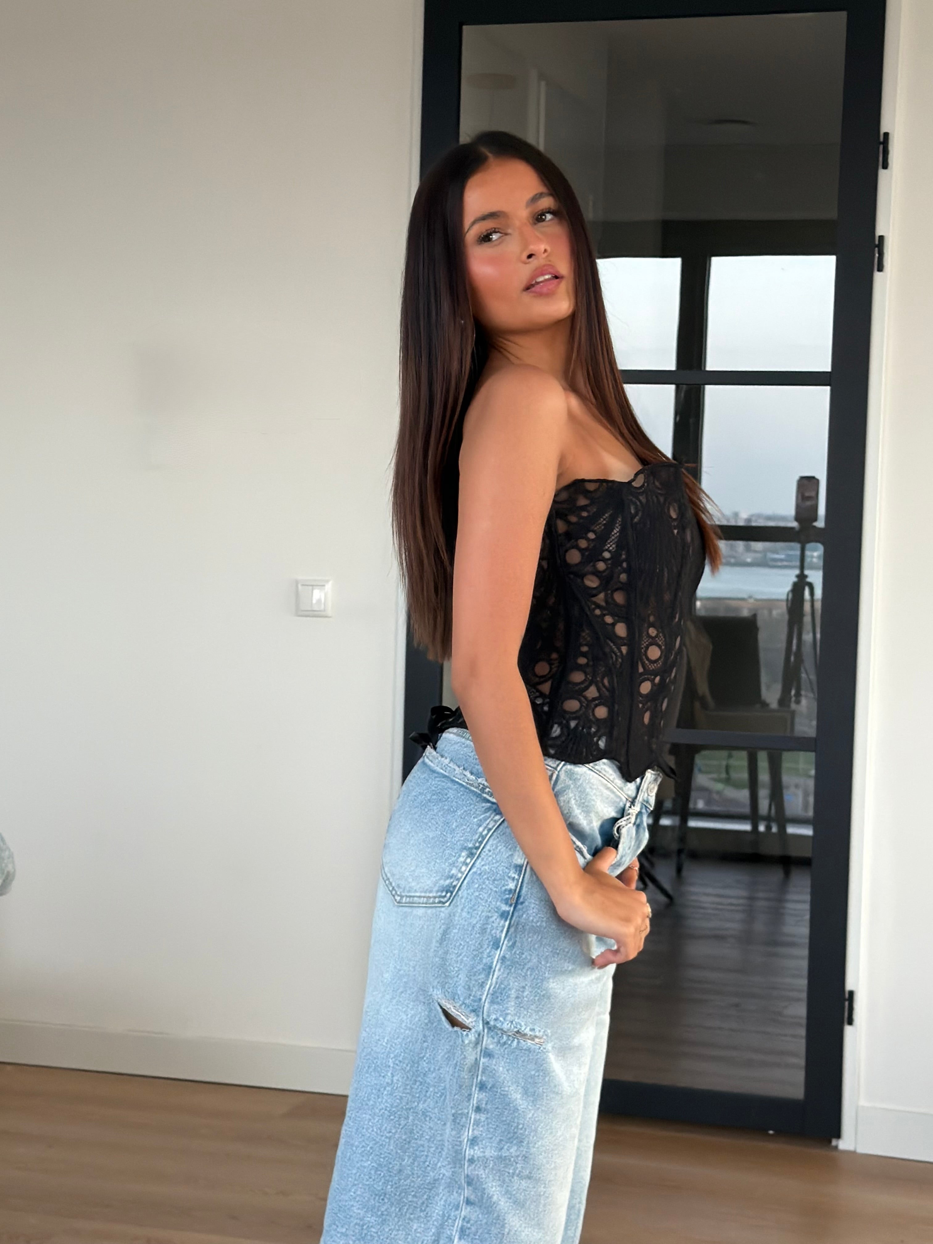 SIDE SPLIT STRETCH JORT