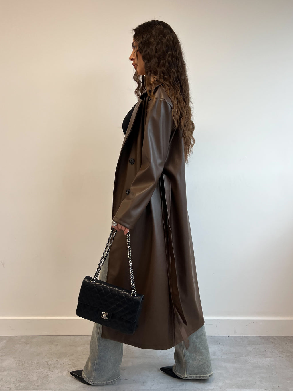 LEATHER LOOK TRENCH CHOCO