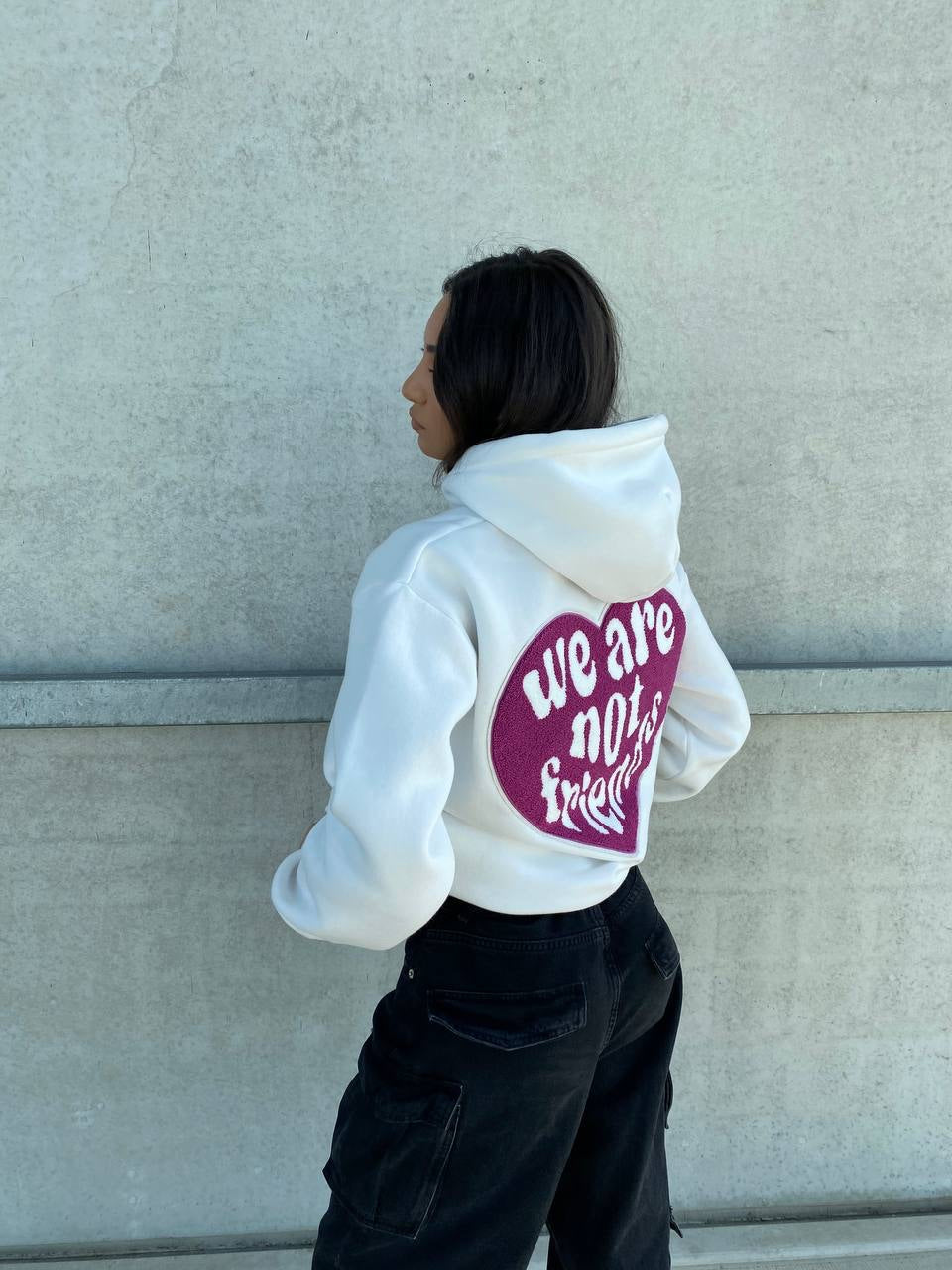 NOT FRIENDS HOODIE WEISS/LILA