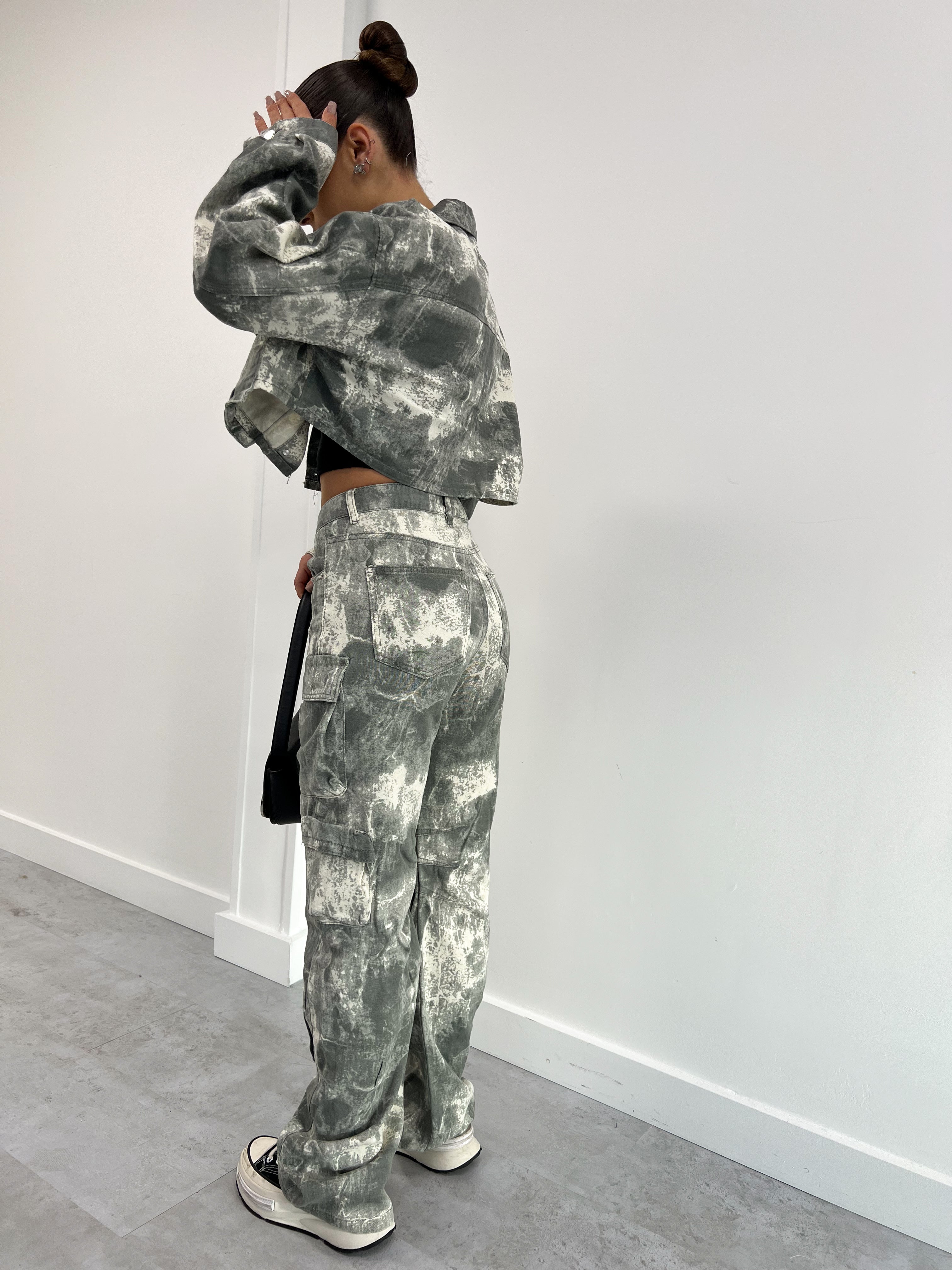 VON ATTICO INSPIRIERTE CAMO-HOSE 2.0