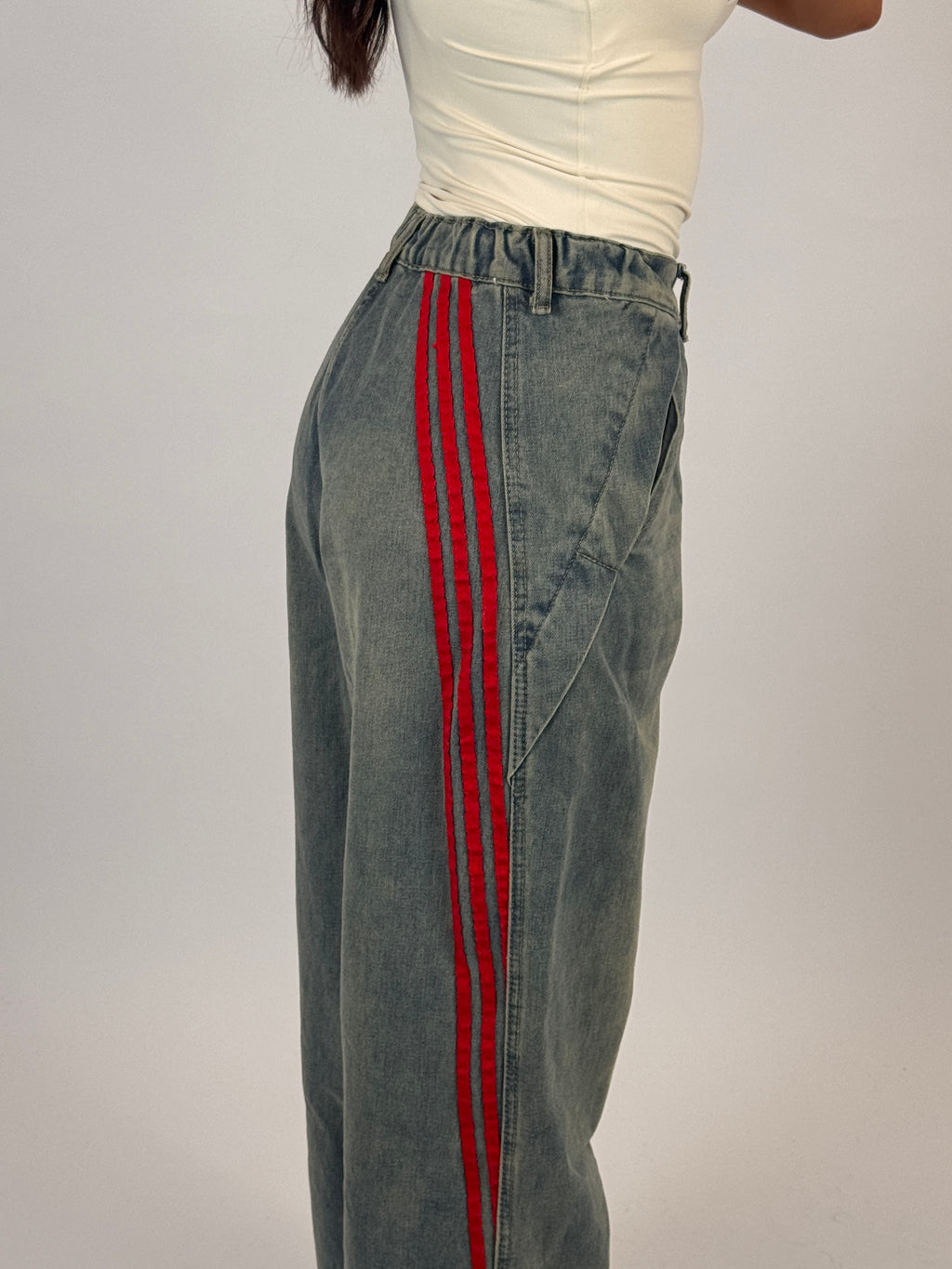 PETITE JEANS BLUE/RED STRIPES SIZE S