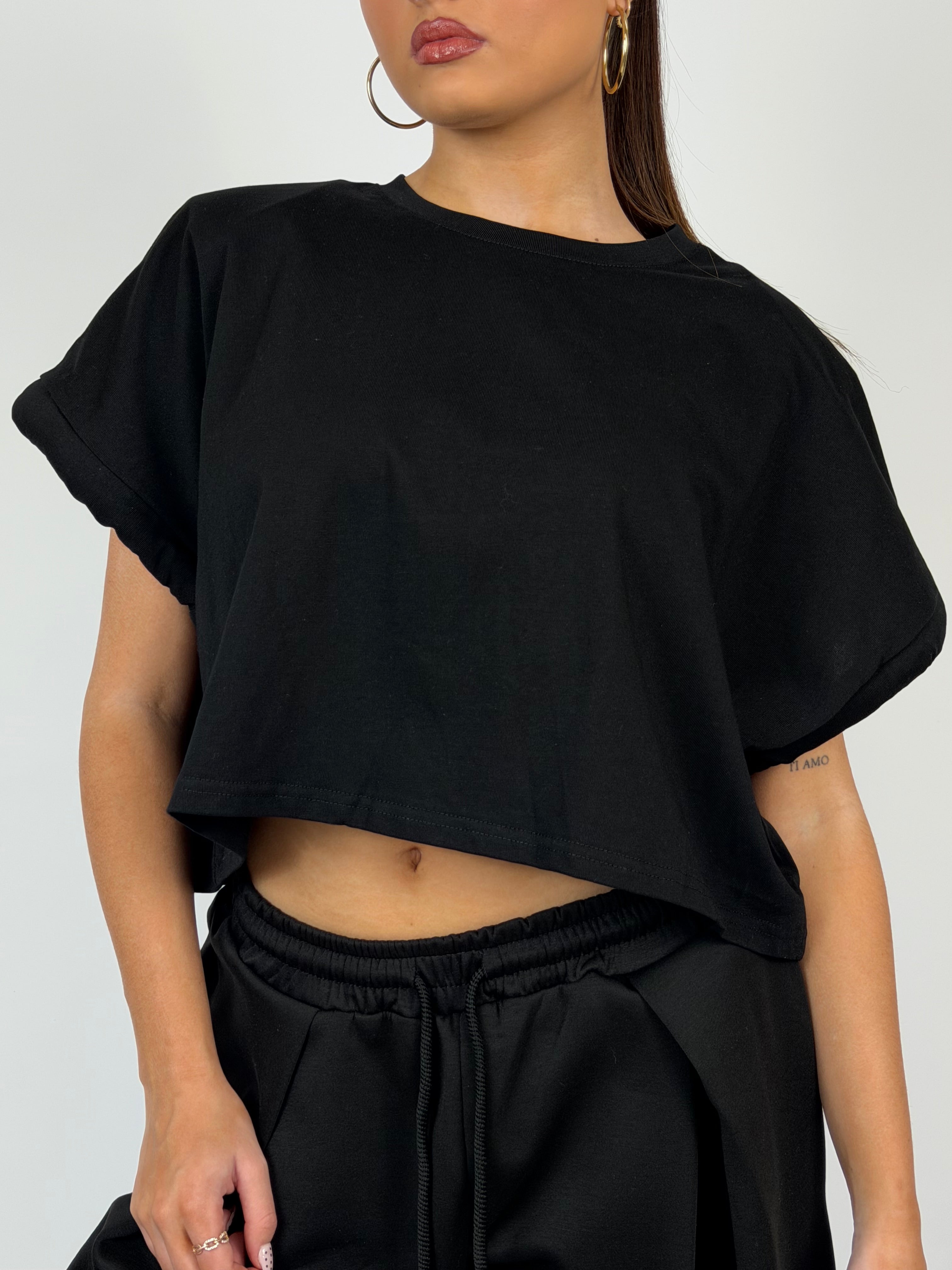 PADDED SHOULDER TOP BLACK