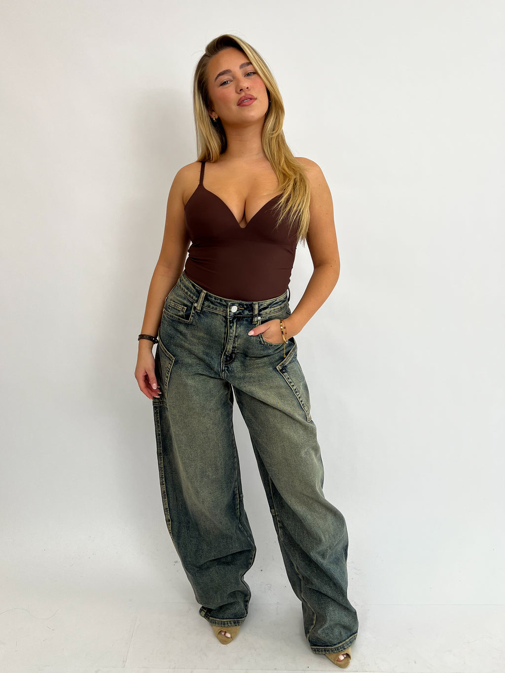 PREMIUM SNATCH BODYSUIT CHOCO