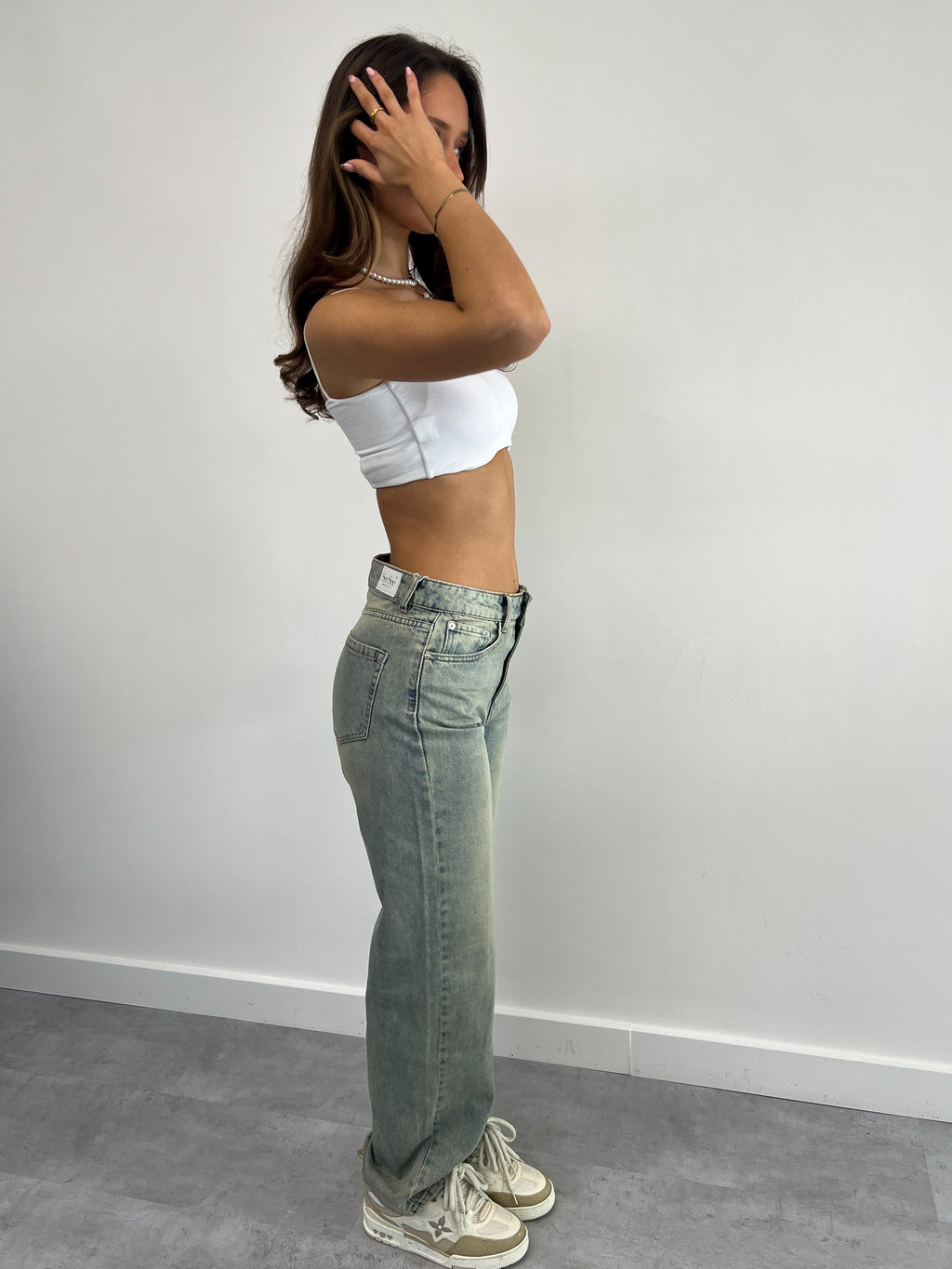 LEICHTER WEITBEIN 889