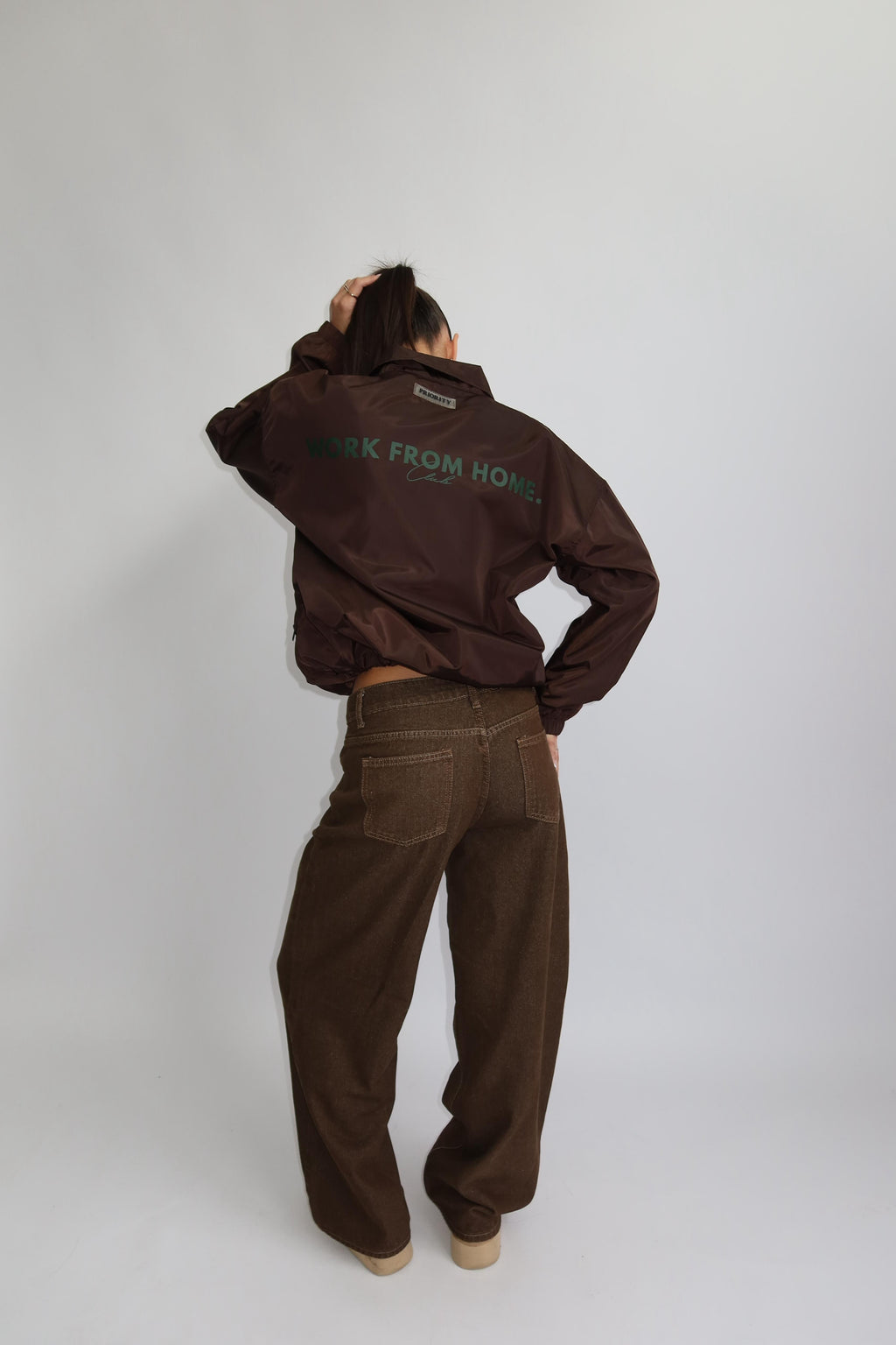 WORK FROM HOME WINDBREAKER JACKET CHOCO