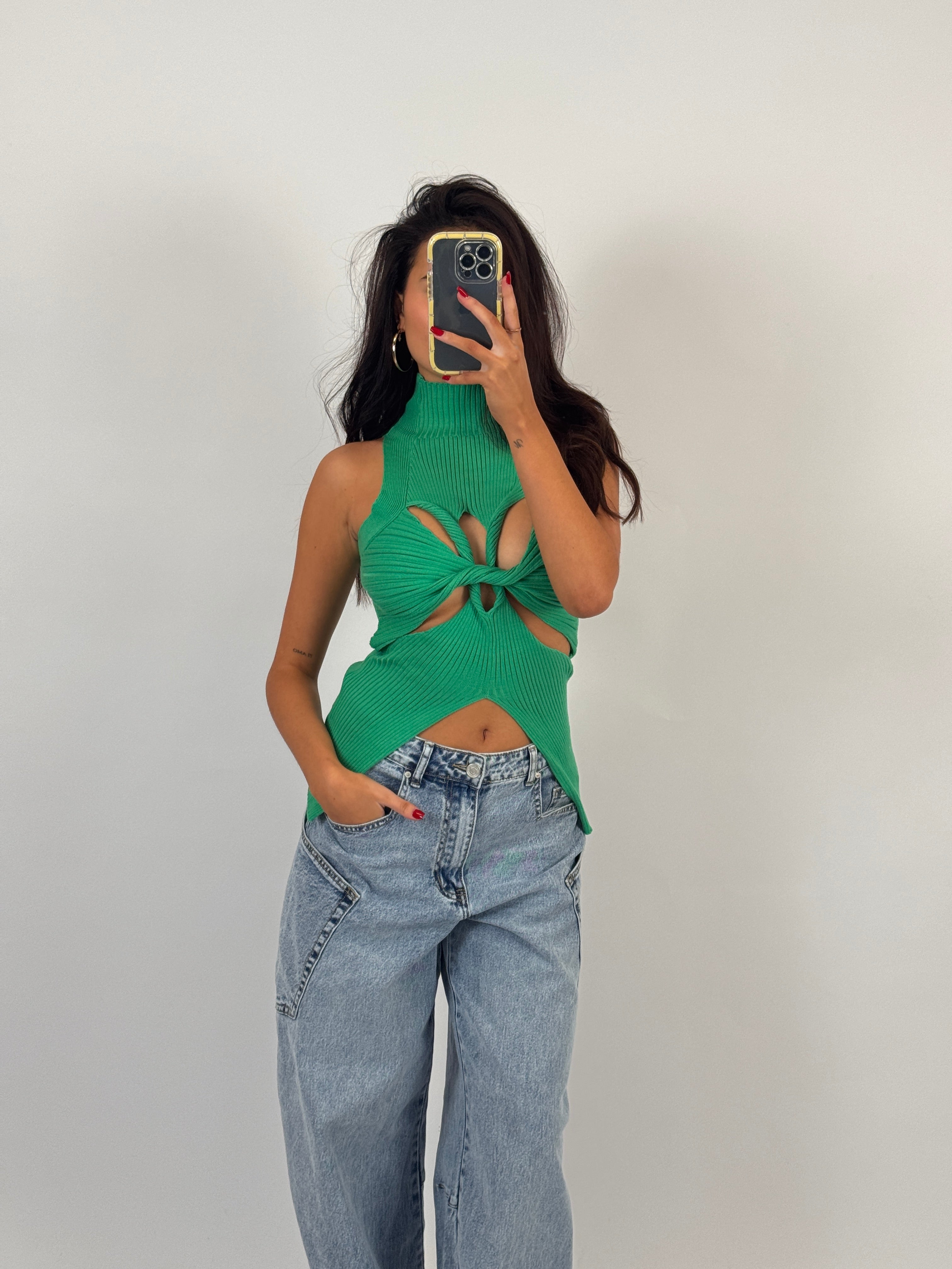 GREEN HIGH NECK TOP SIZE M