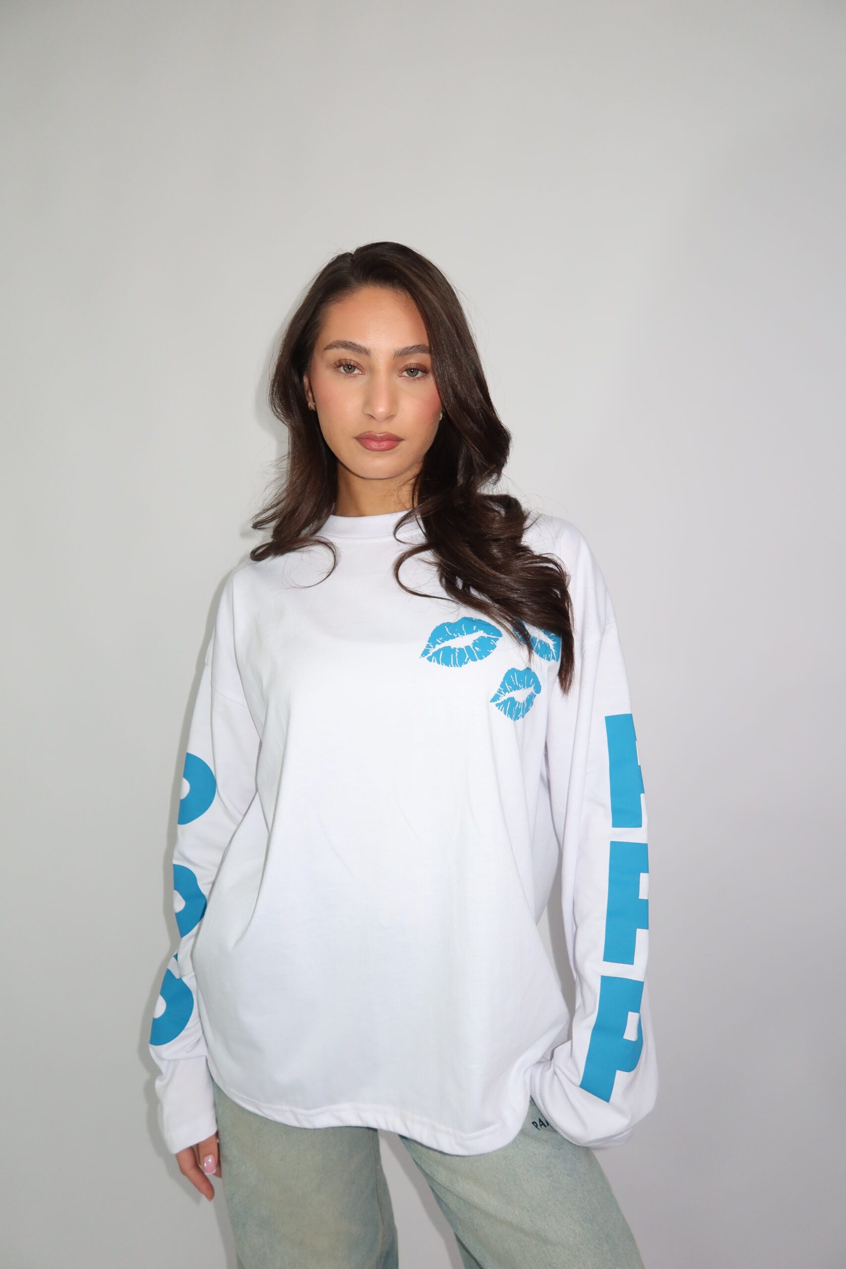 PRIORITY LONGSLEEVE WHITE/BLUE