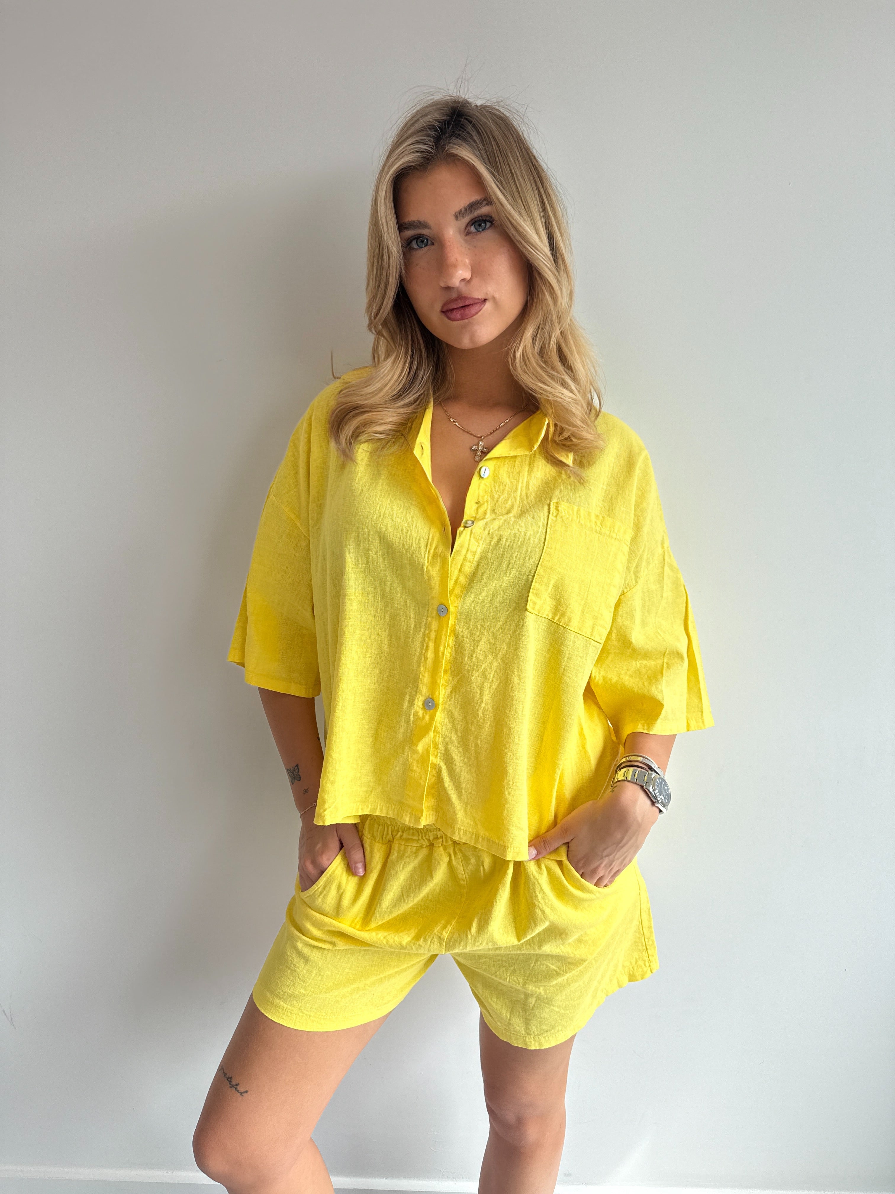 SHORT LINEN SET YELLOW