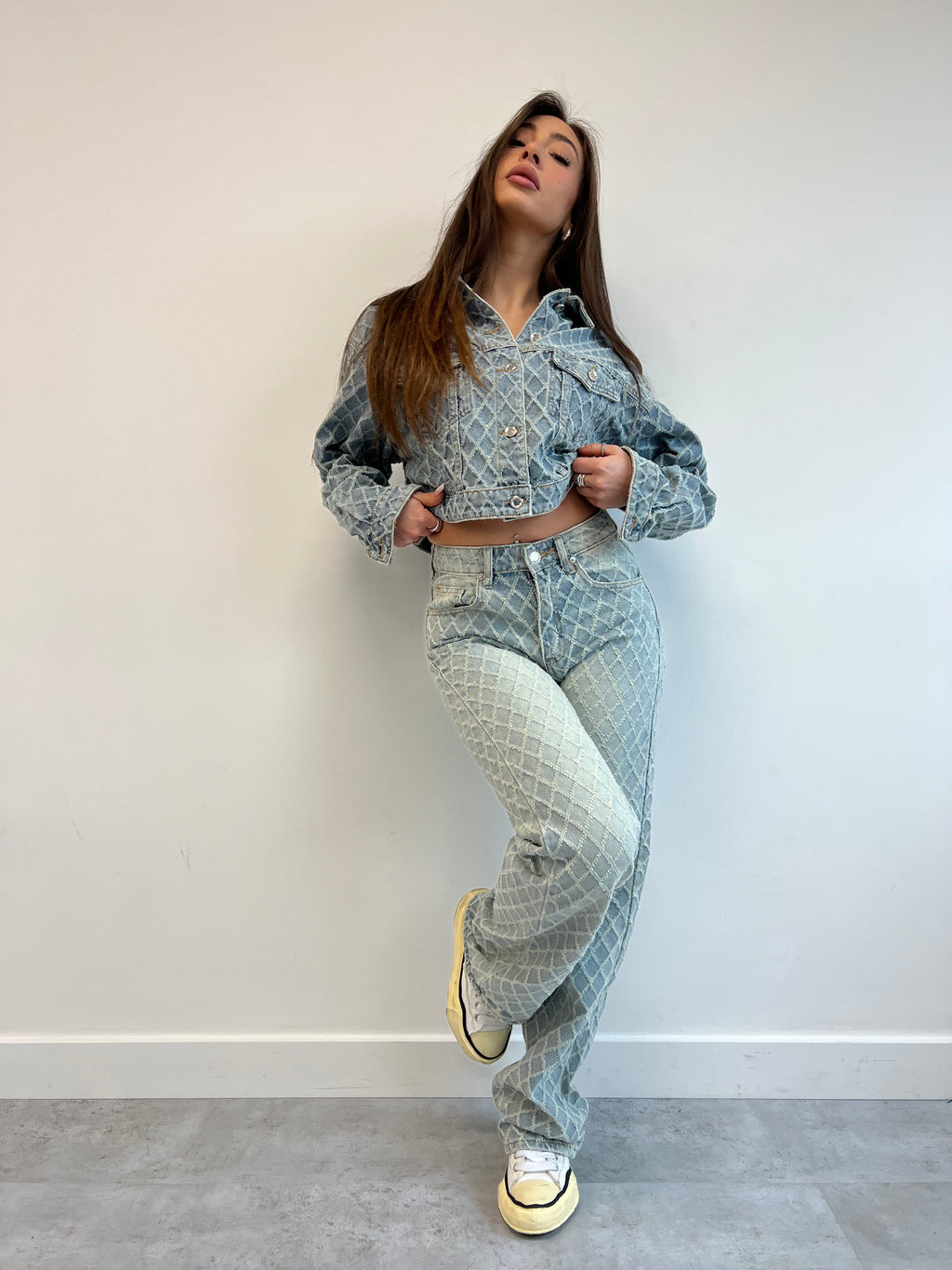 DIAMOND PATTERN JEANS