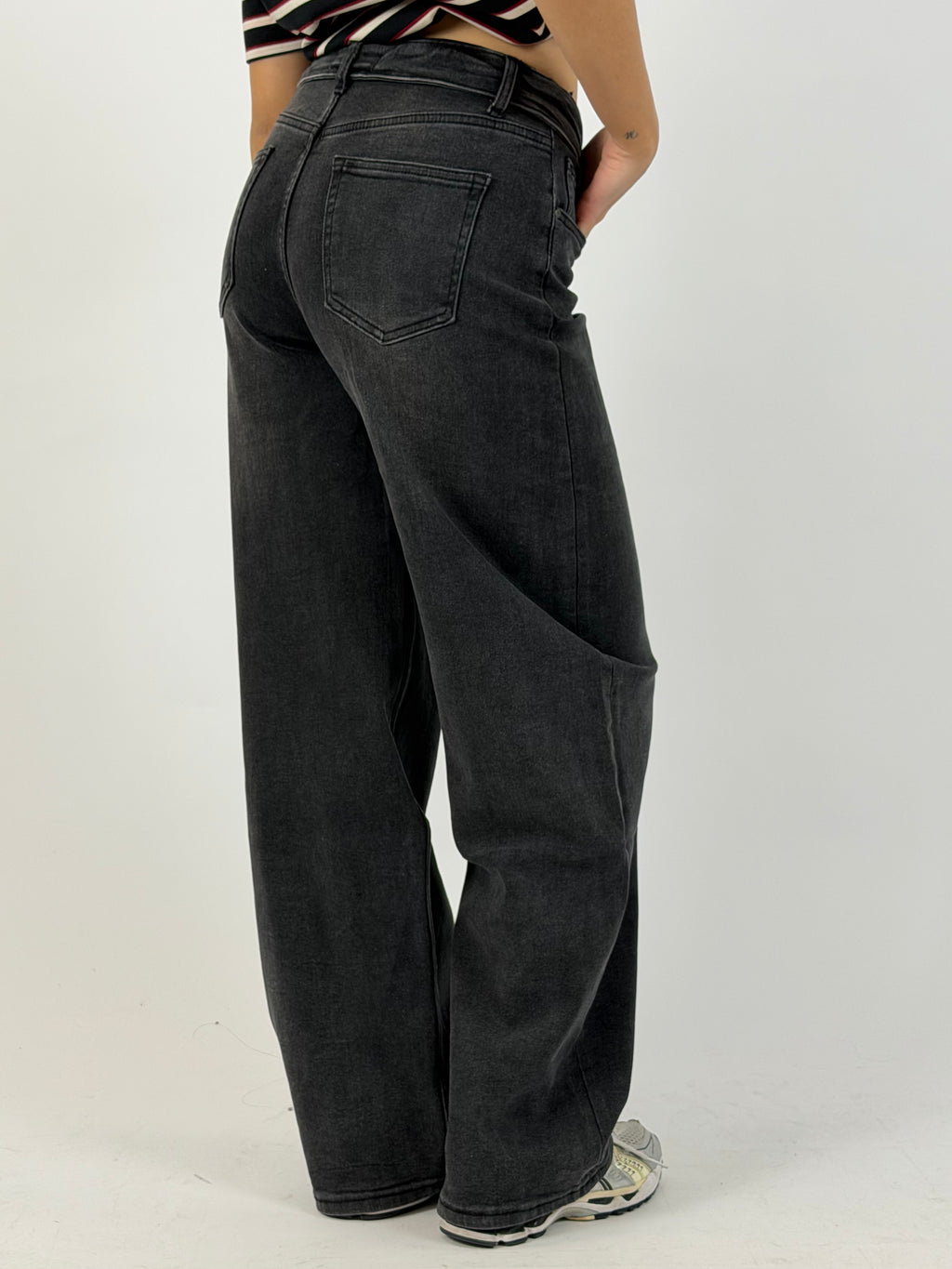 FOLDED WAIST JEANS BLACK