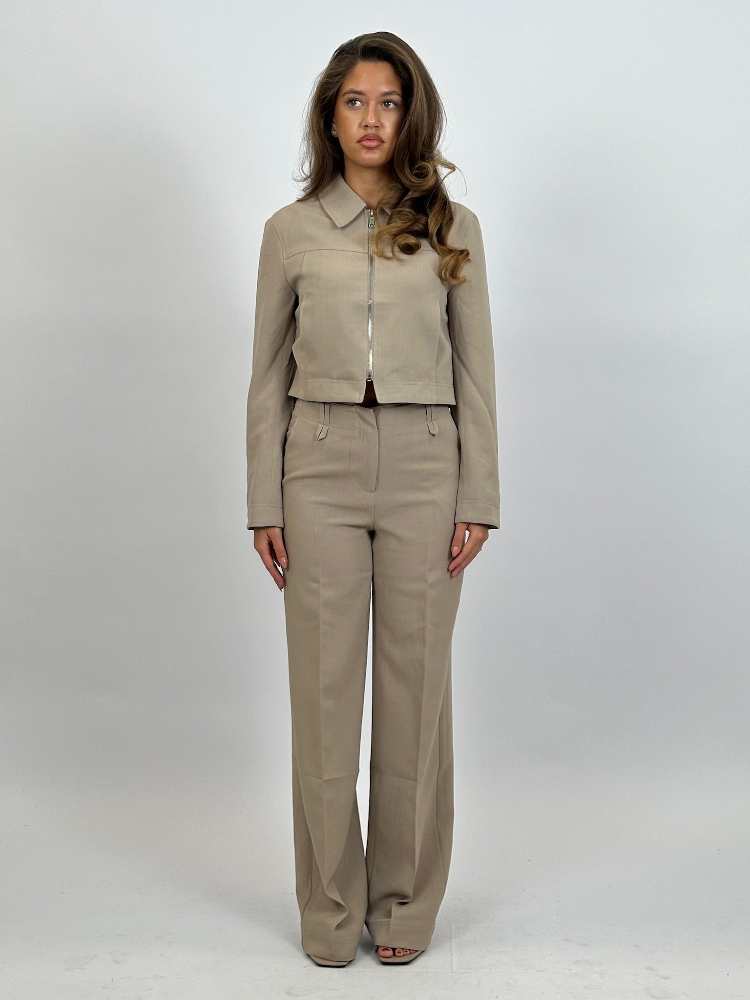 SUIT PANTALON TAUPE