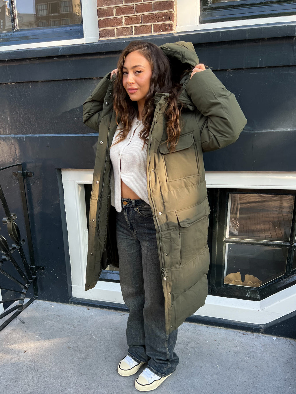 GROSSE KLAPPE PUFFER ARMEE