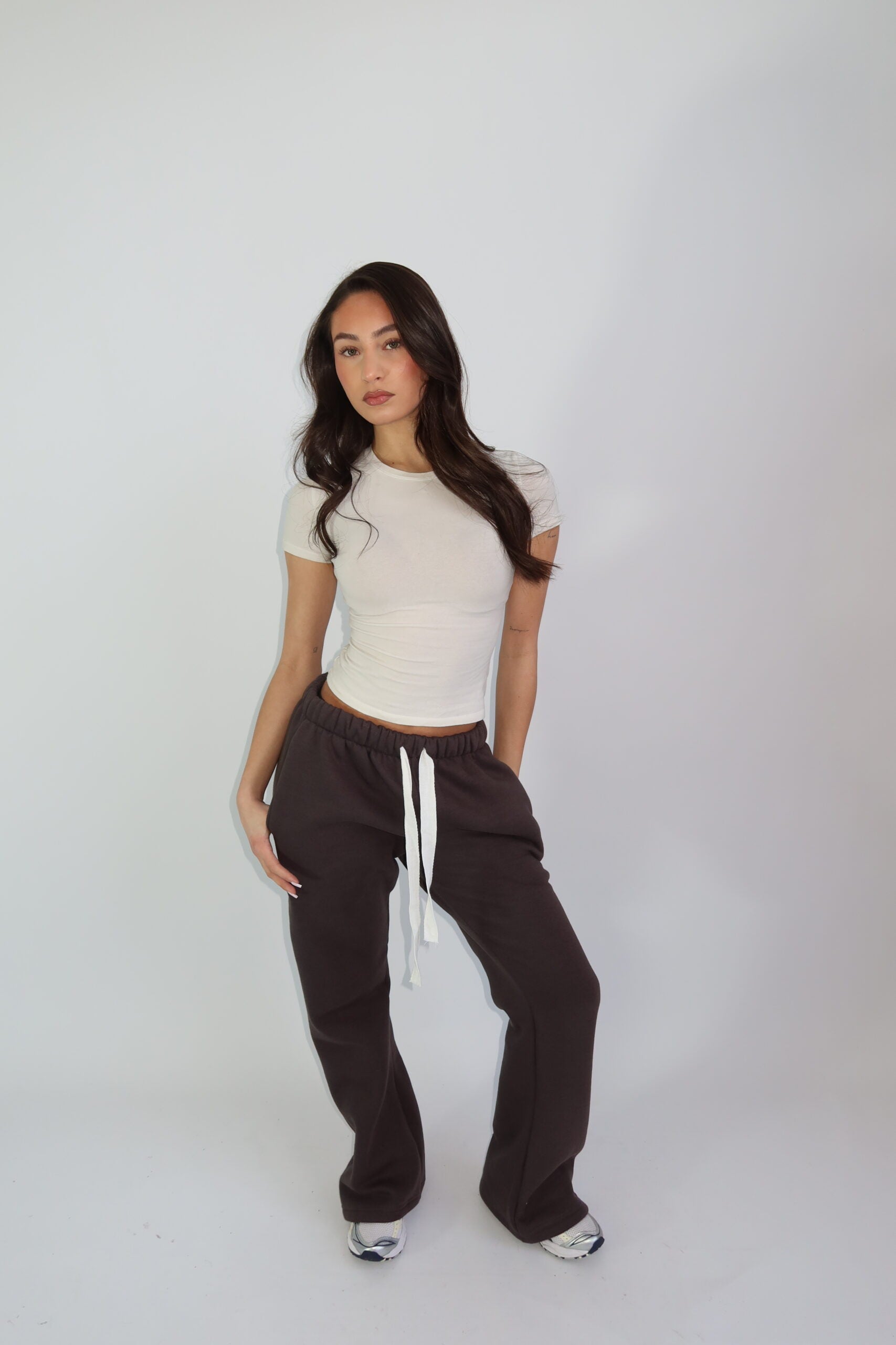 WHITE TIE JOGGER CHARCOAL