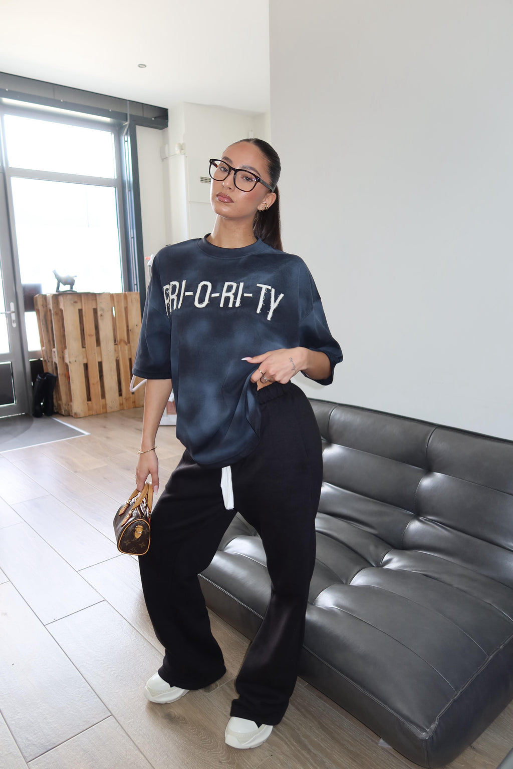 WASHED PRIOR TEE CHARCOAL