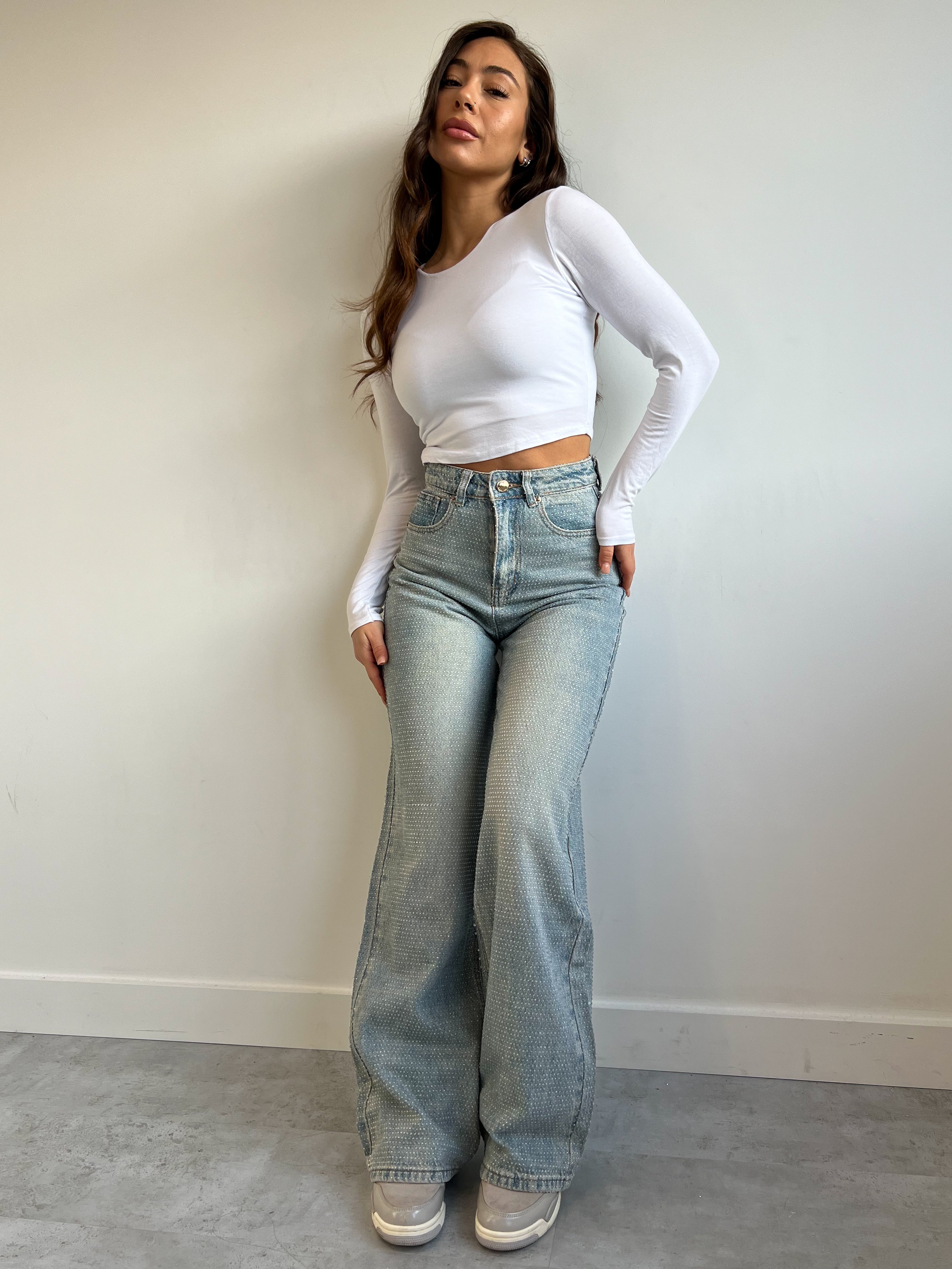 LIGHT VINTAGE ALL OVER RHINESTONES JEANS
