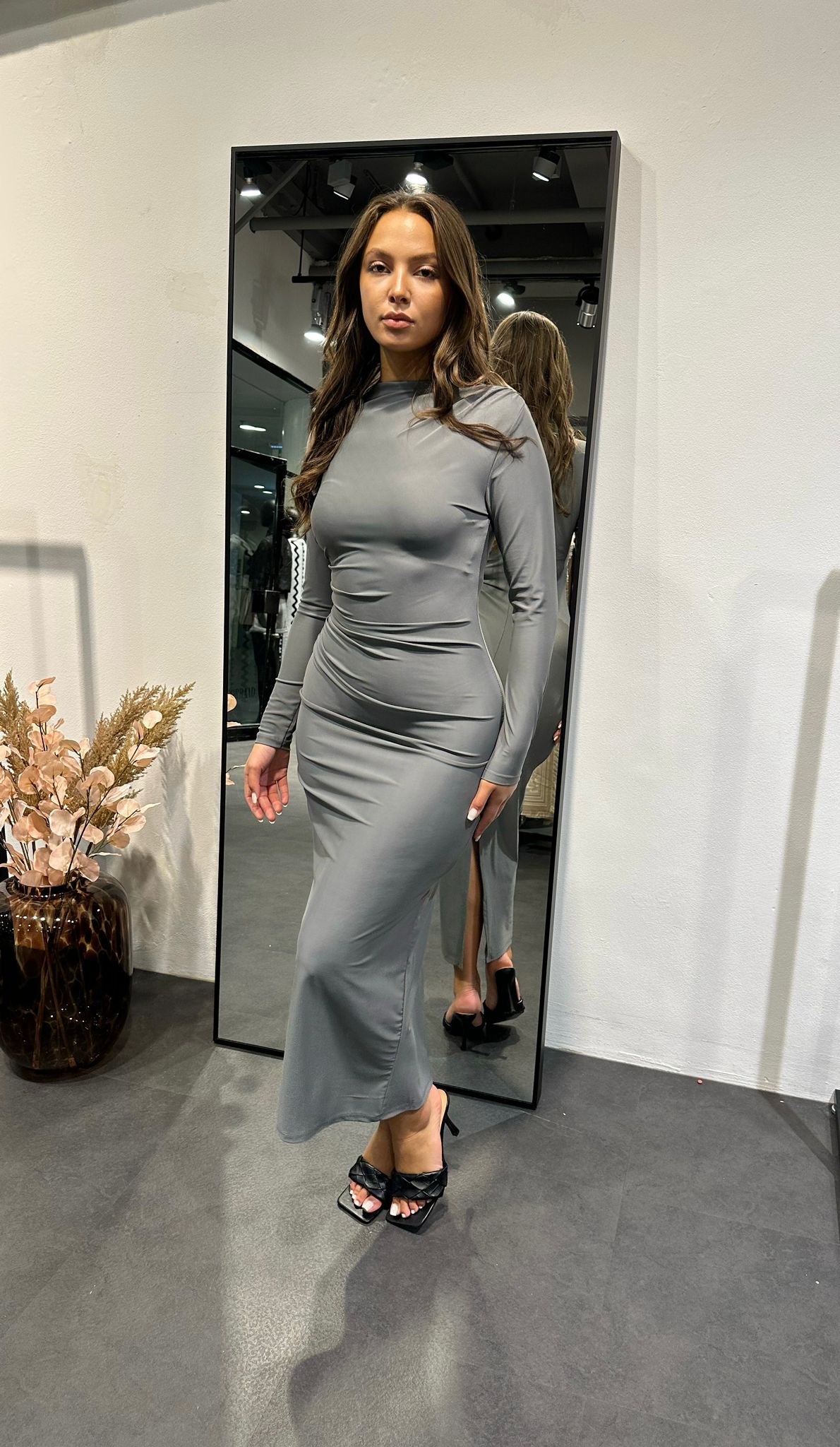 SUPER SNATCH STRETCH DRESS GREY