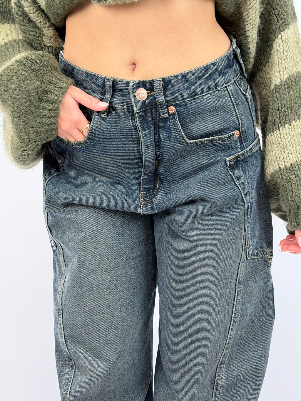 DARK VINTAGE BALLOON JEANS