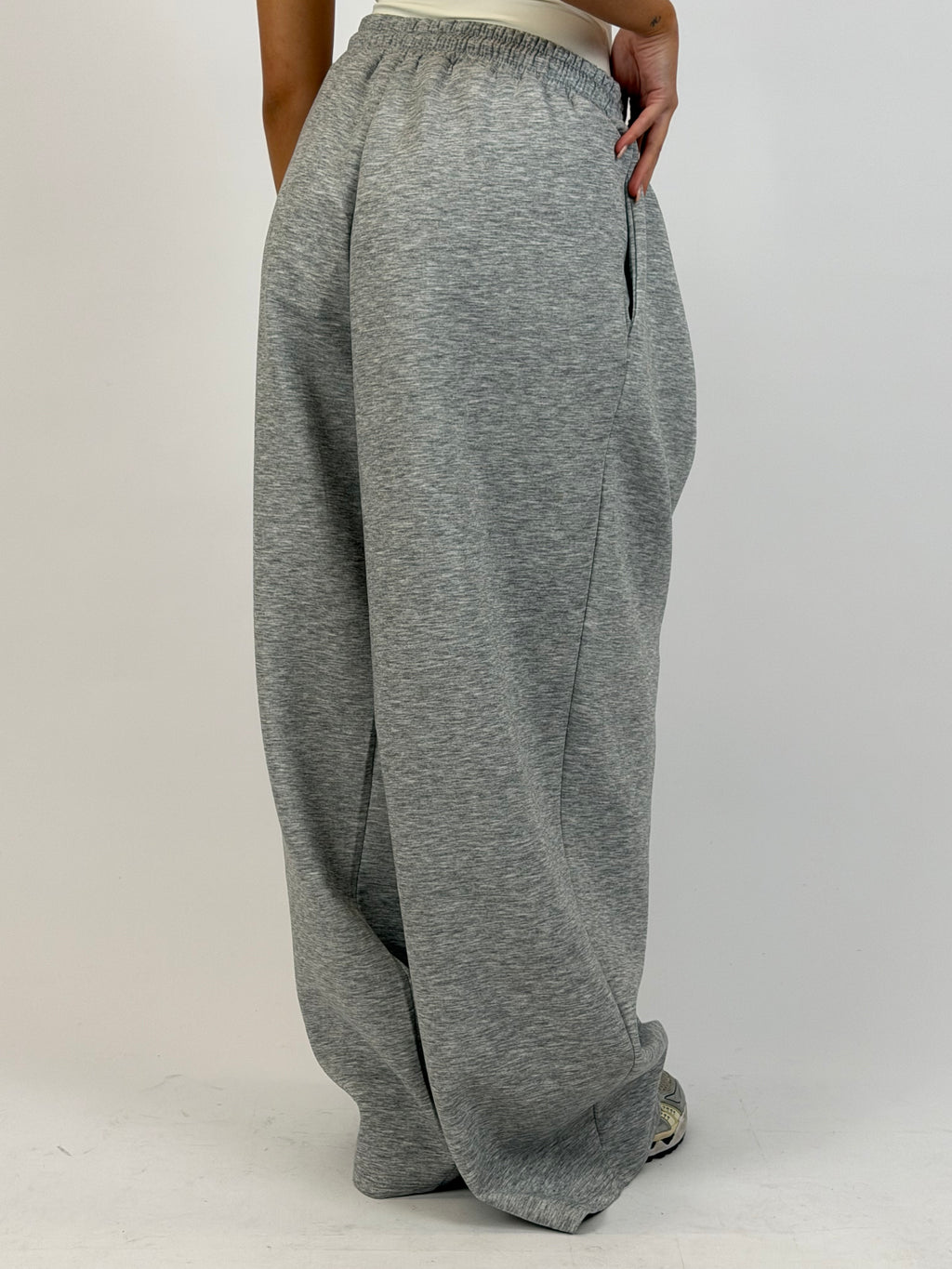 PLEATED JOGGER GREY