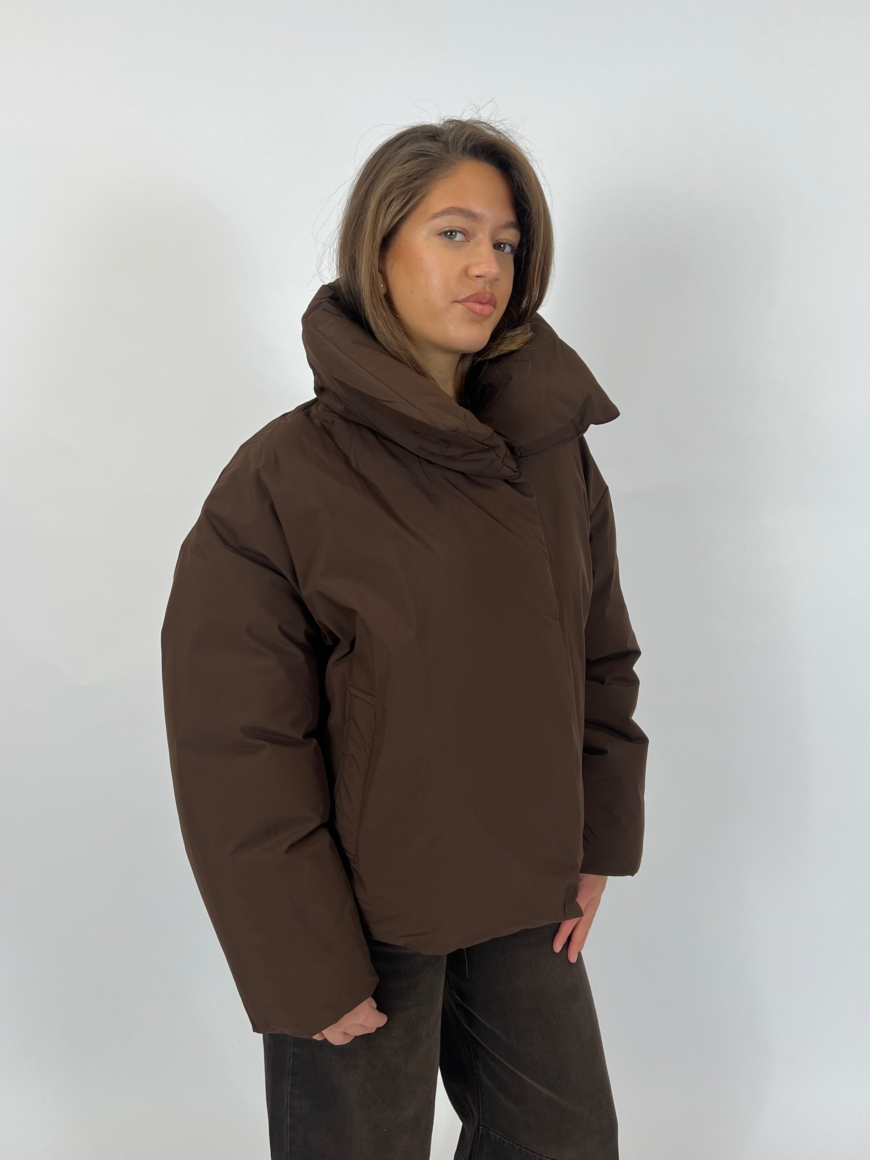 PREMIUM BIG COLLAR PUFFER CHOCO