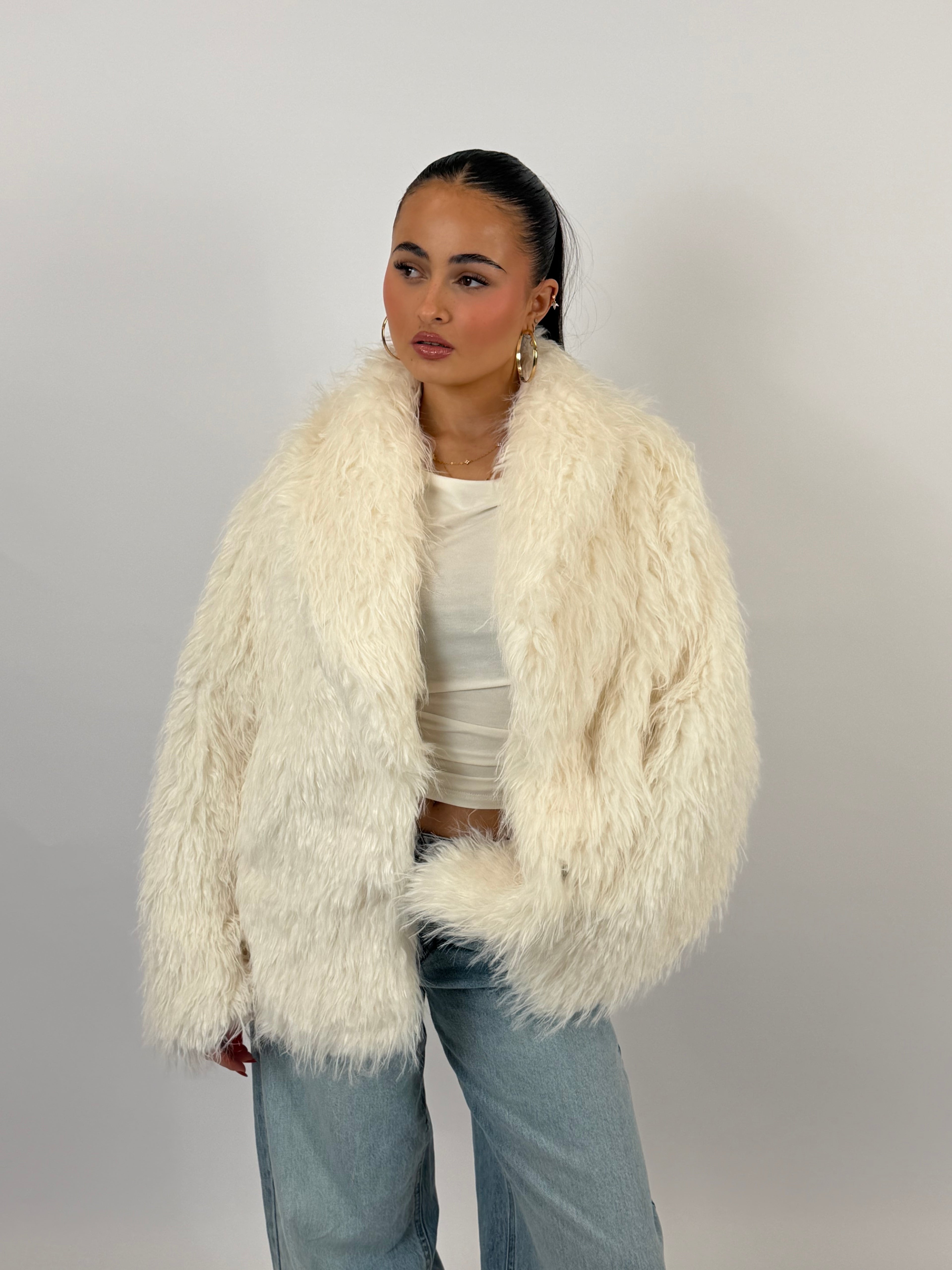 FLUFFY COAT CREAM