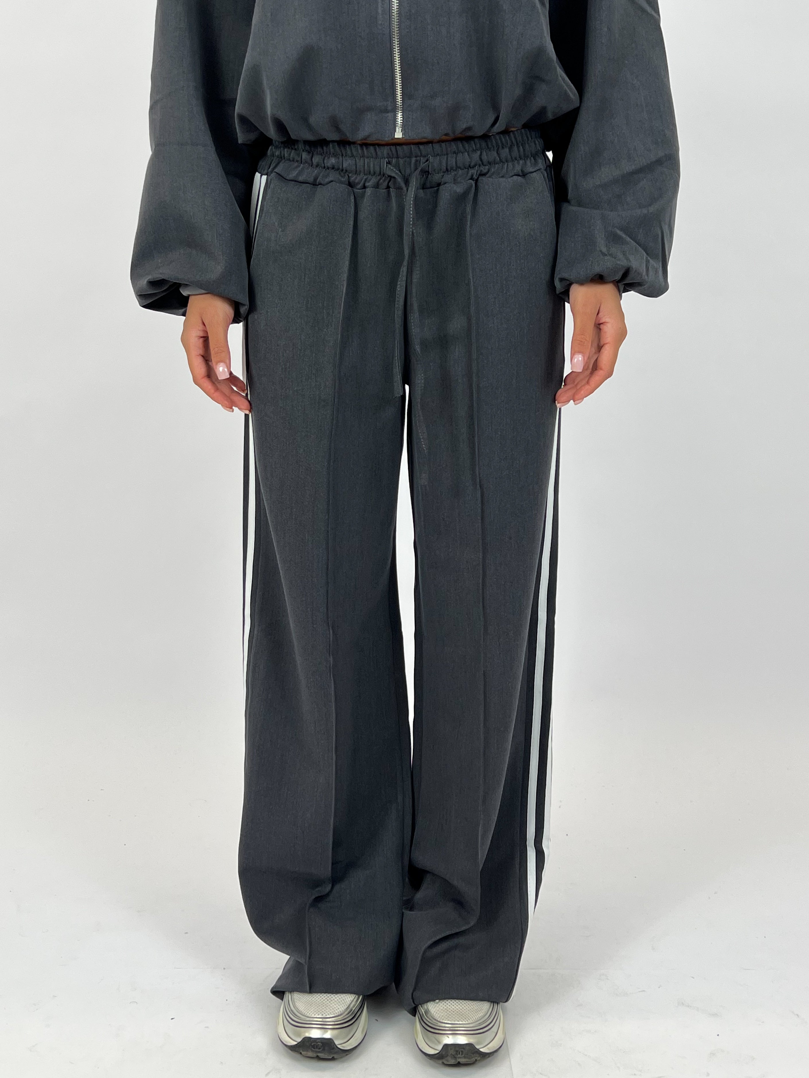 STRIPED PANTALON JOGGER GREY